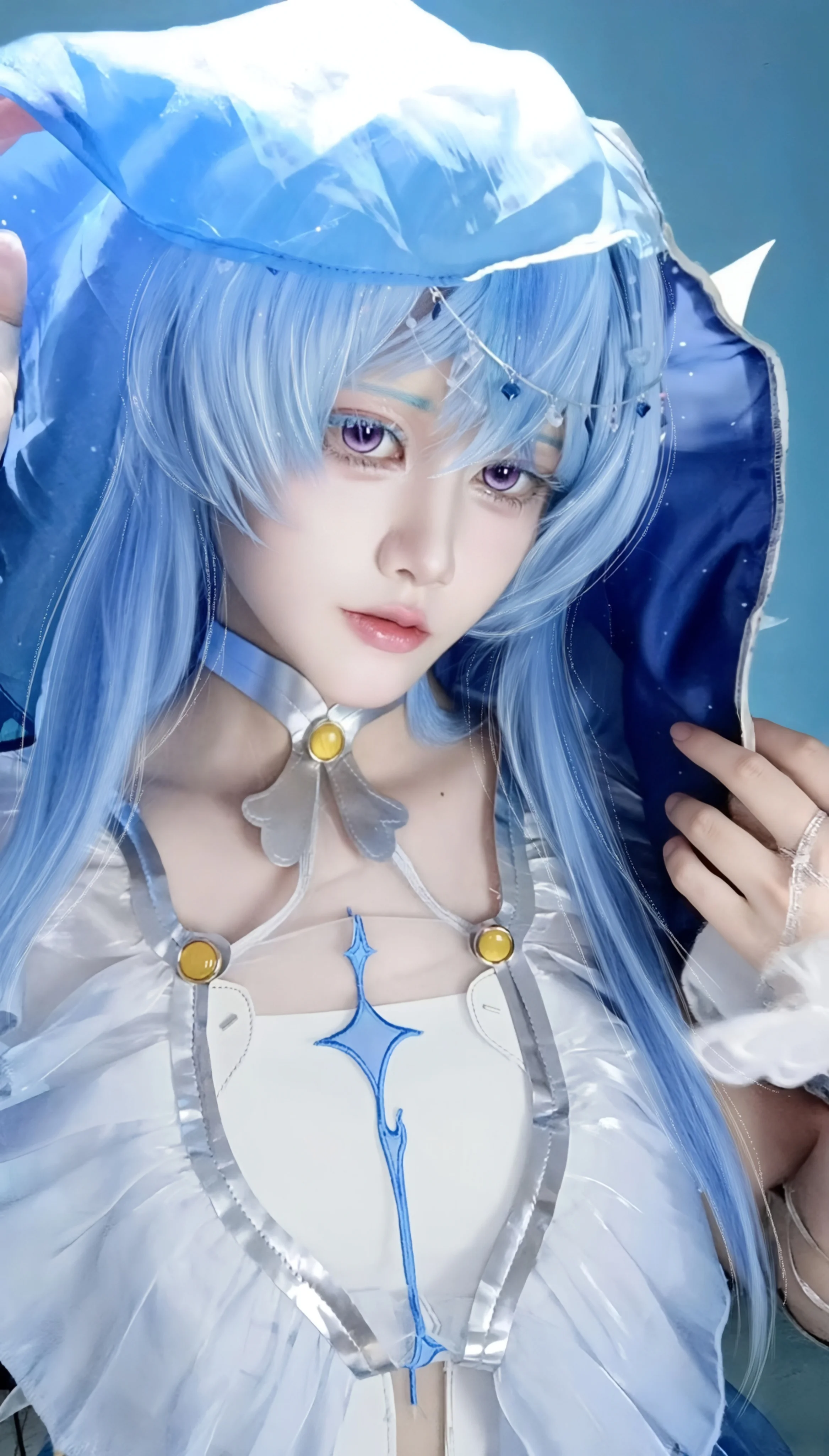 【守岸人cos】鸣潮的静谧幻境，蓝紫色调的守护者 - 第 1 张