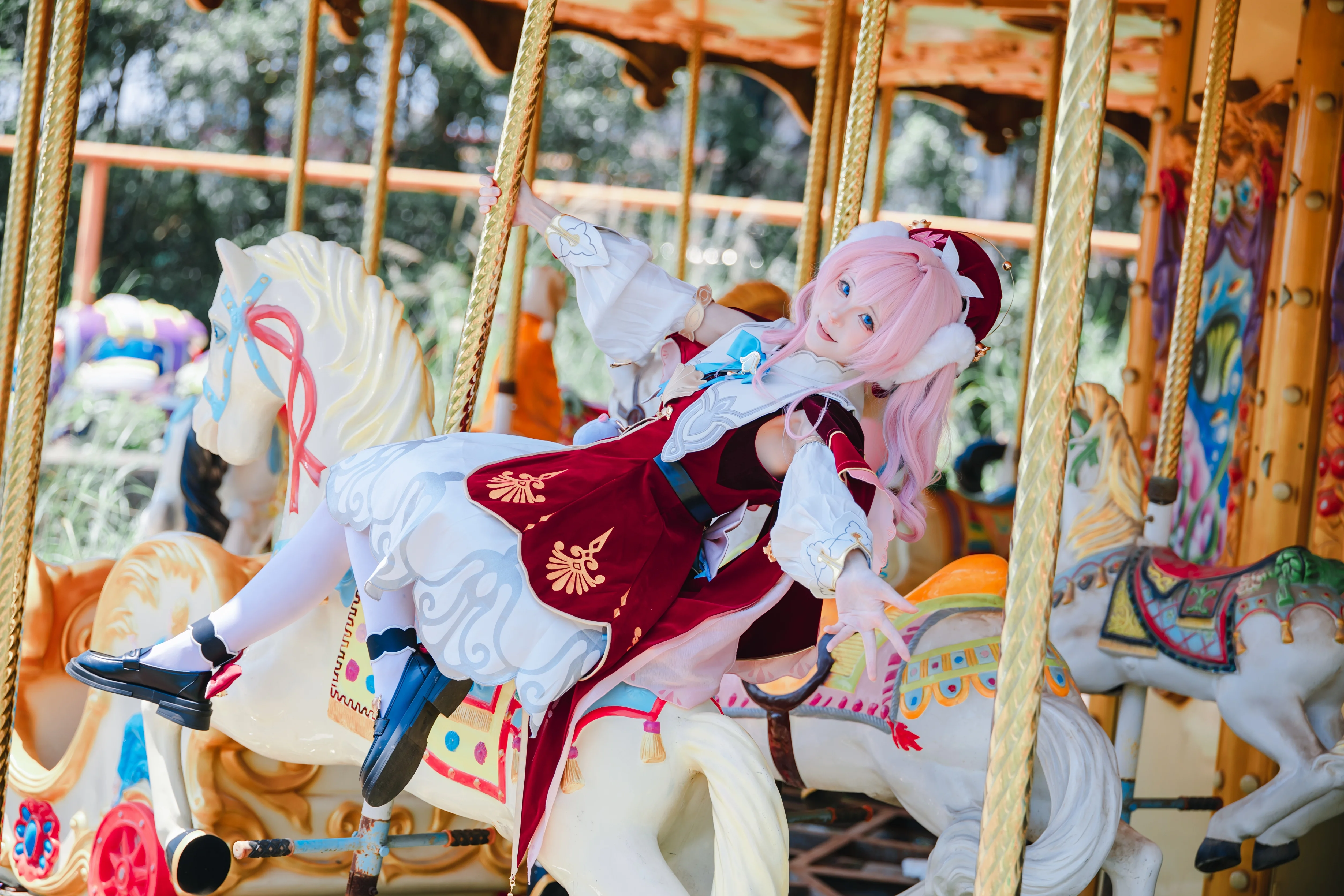 【风堇cos】崩坏星穹铁道 旋转木马上的午后时光 - 第 6 张