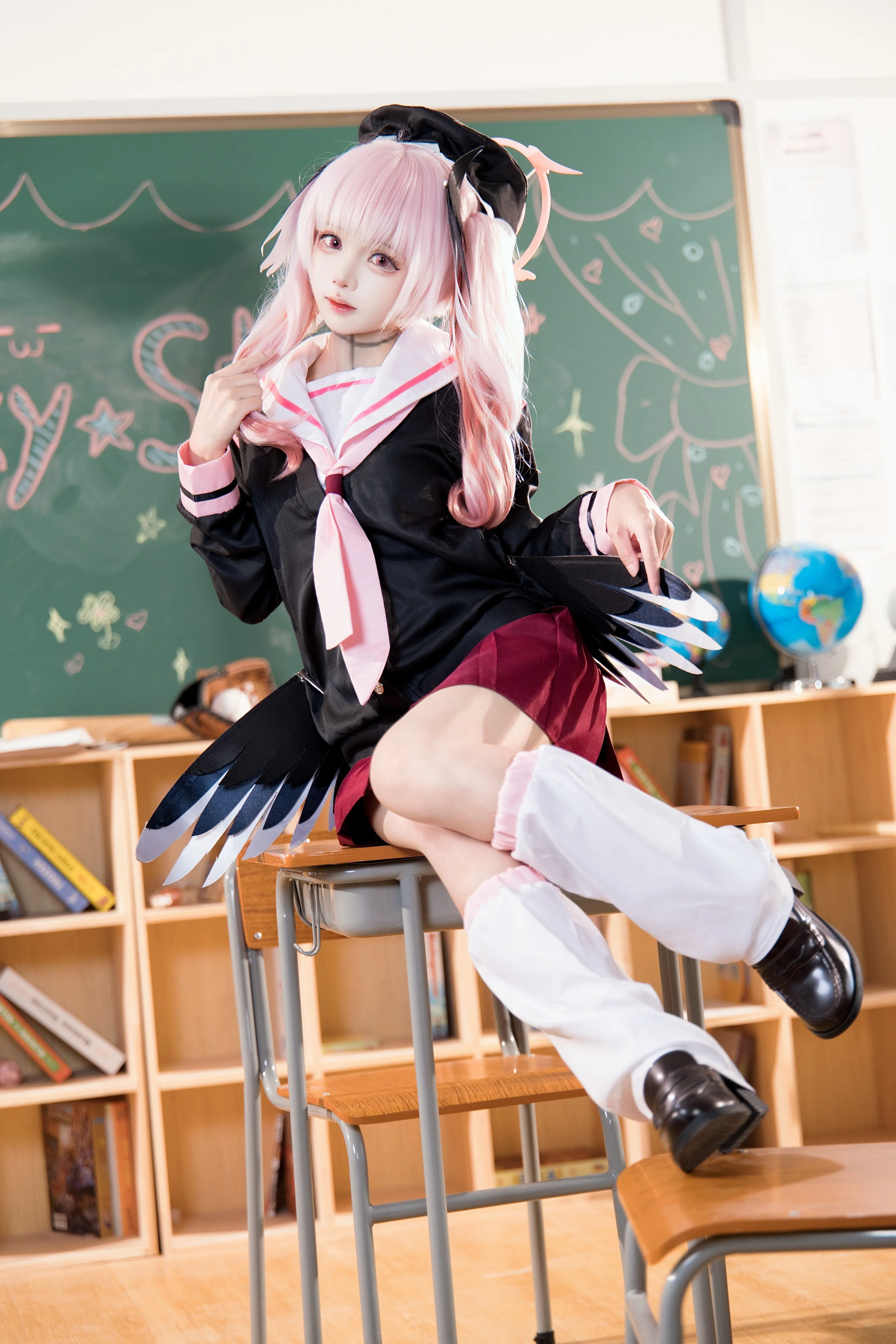 [Shimoe Koharu cosplay] Blue Archive: The Daily Life of the Justice Committee Member in the Classroom - Image 4