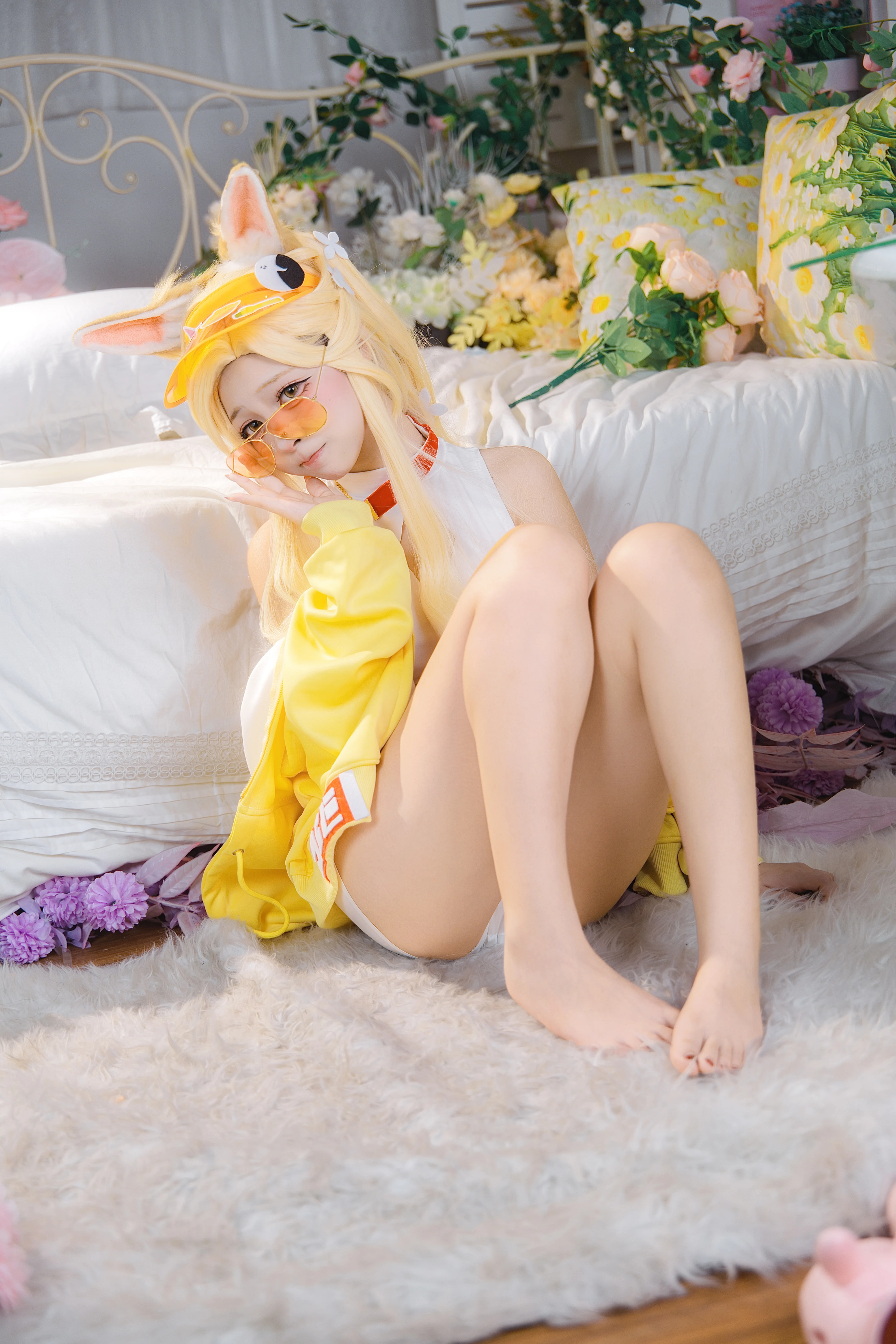 [Seia Yurizono cosplay] Sunshine and Fluff in Blue Archive - Image 5