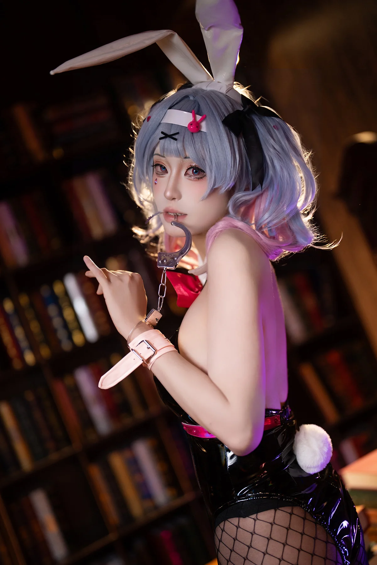 【初音未来cos】兔子洞里的黑白红经典搭配 - 第 2 张