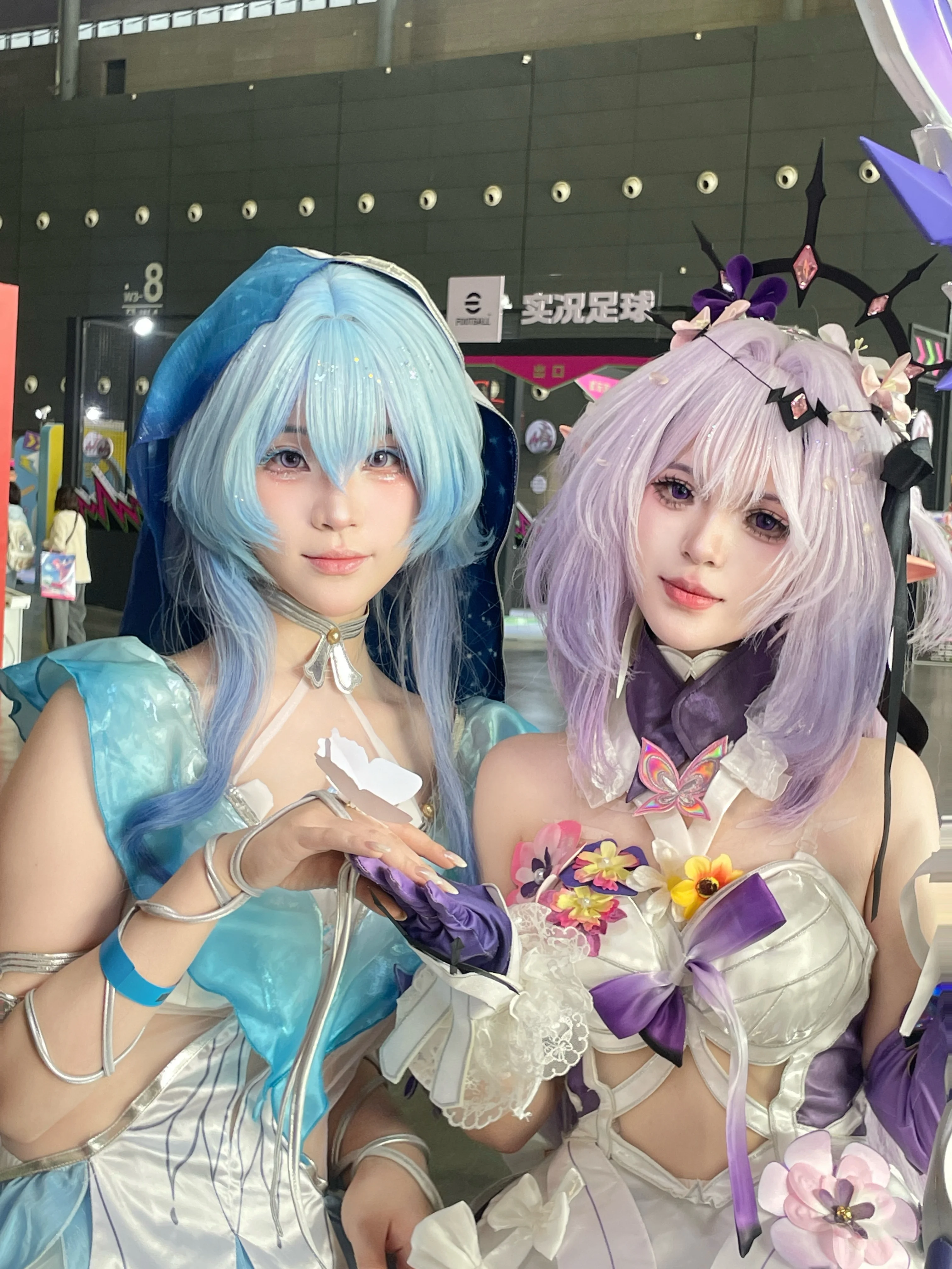 【遐蝶cos】崩坏星穹铁道展子第一天，拿镰刀的紫发少女 - 第 1 张