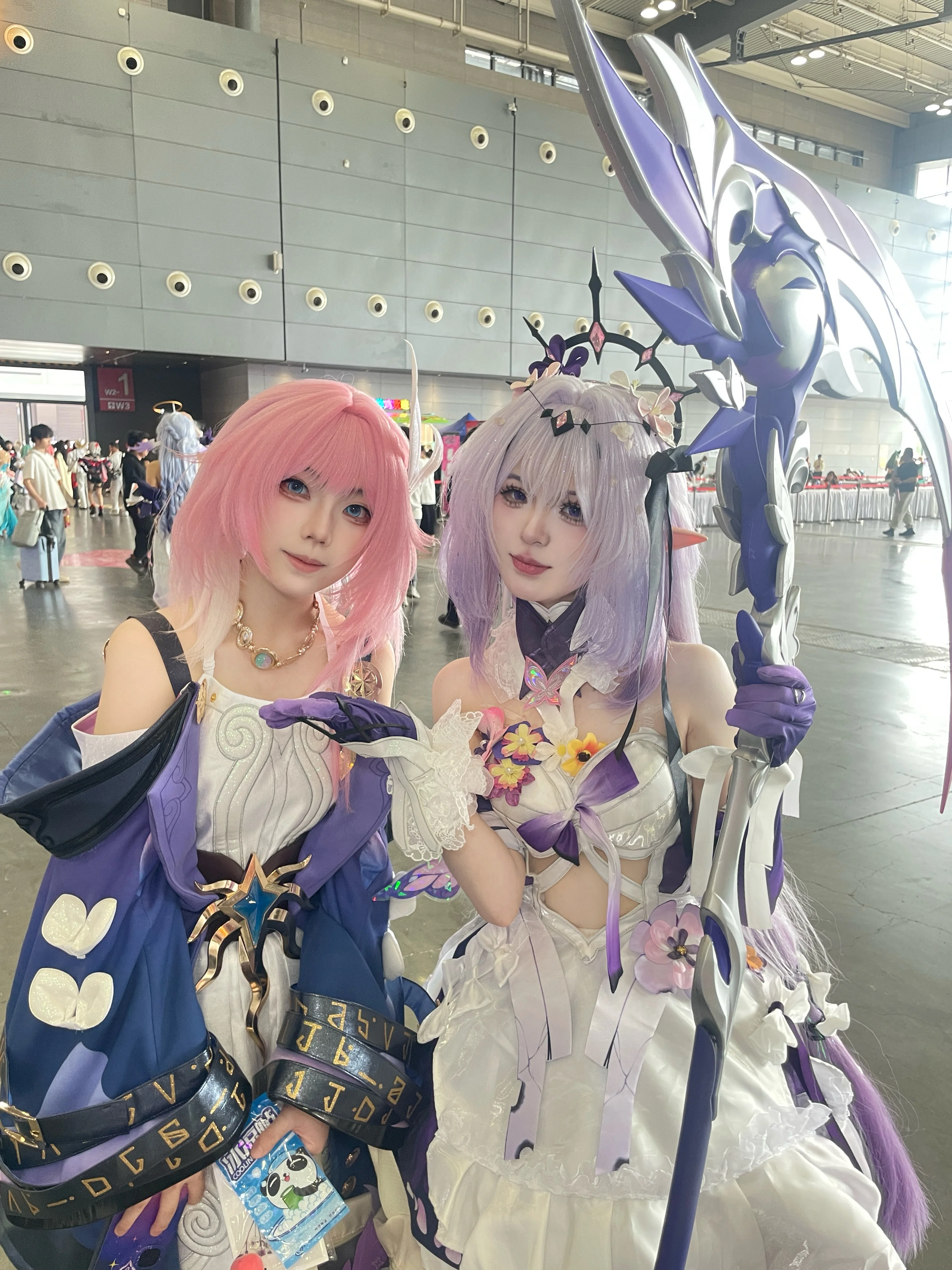 【遐蝶cos】崩坏星穹铁道展子第一天，拿镰刀的紫发少女 - 第 8 张