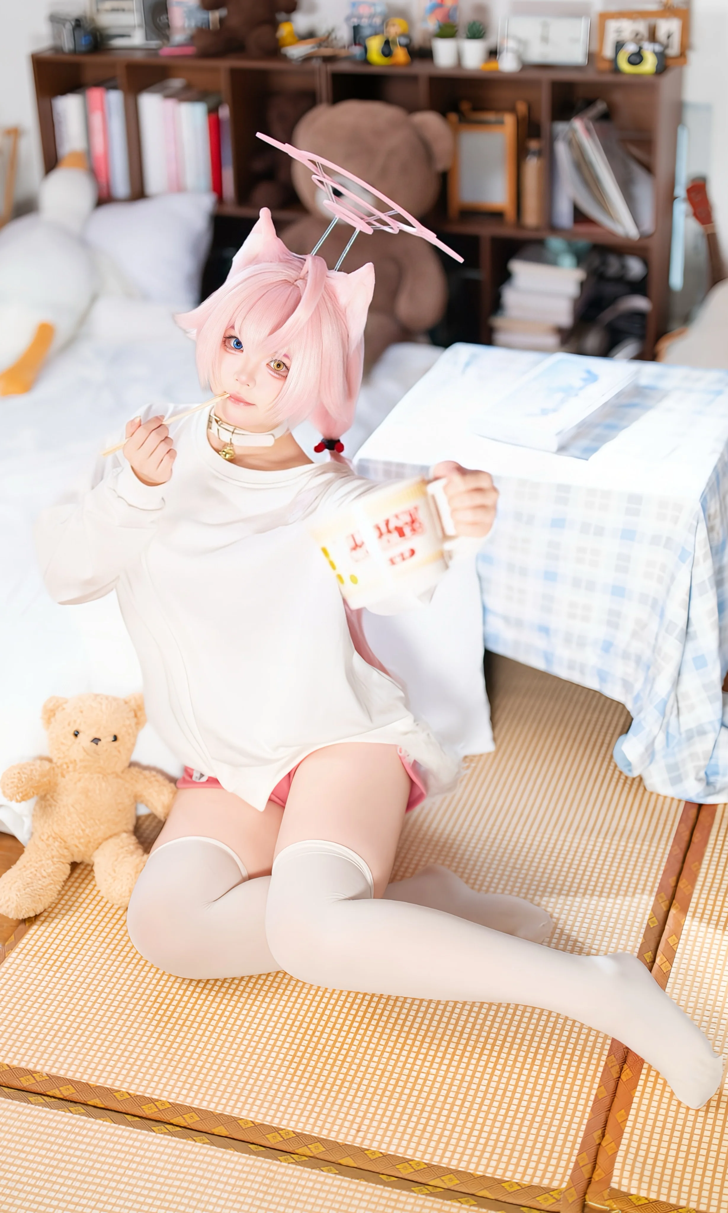 【蔚蓝档案小鸟游星野cos】本命穿搭出镜，吃一碗热乎乎的泡面 - 第 2 张