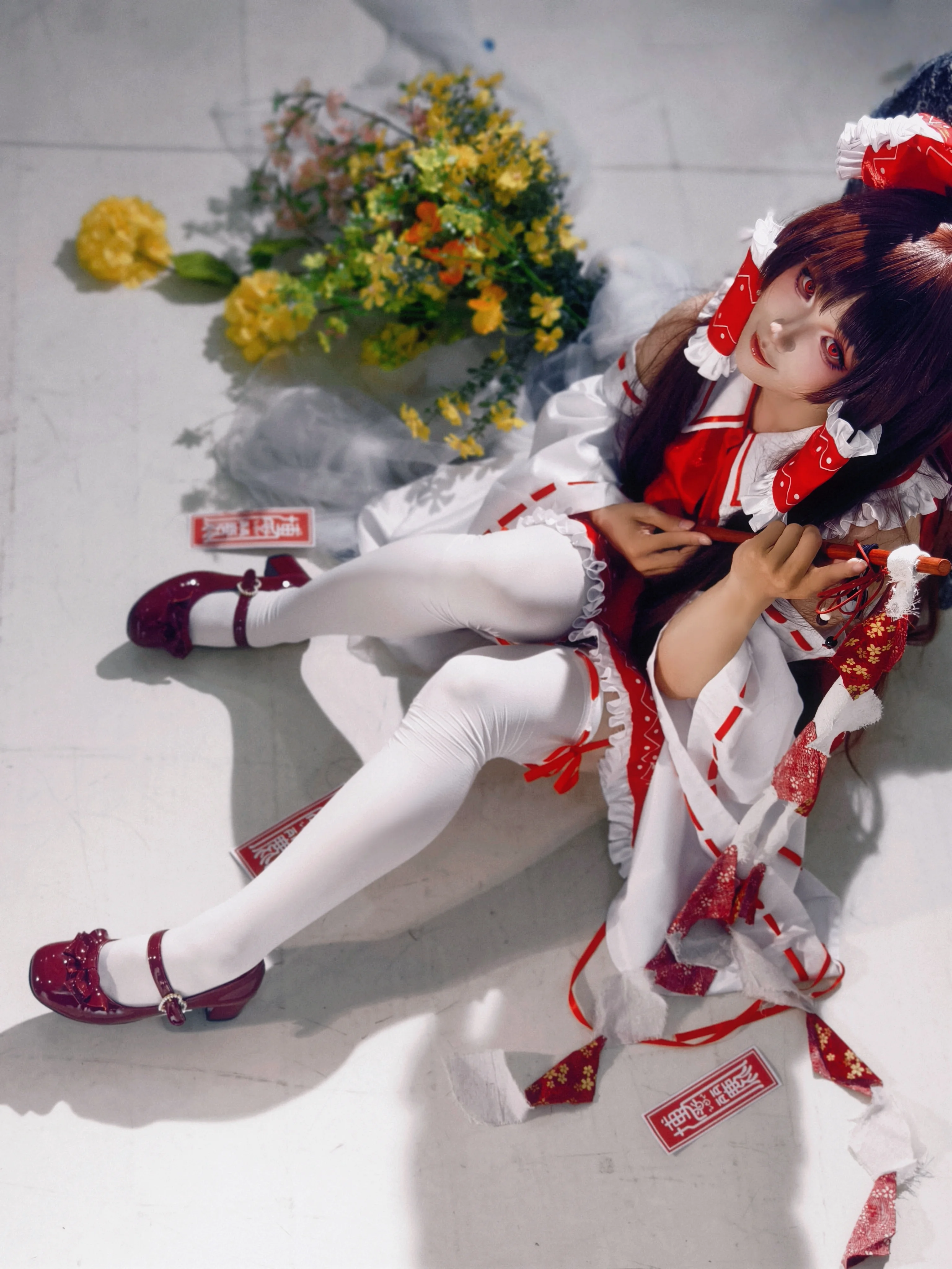 【博丽灵梦cos】Touhou Project的幻想乡少女，捕捉灵动的瞬间 - 第1张