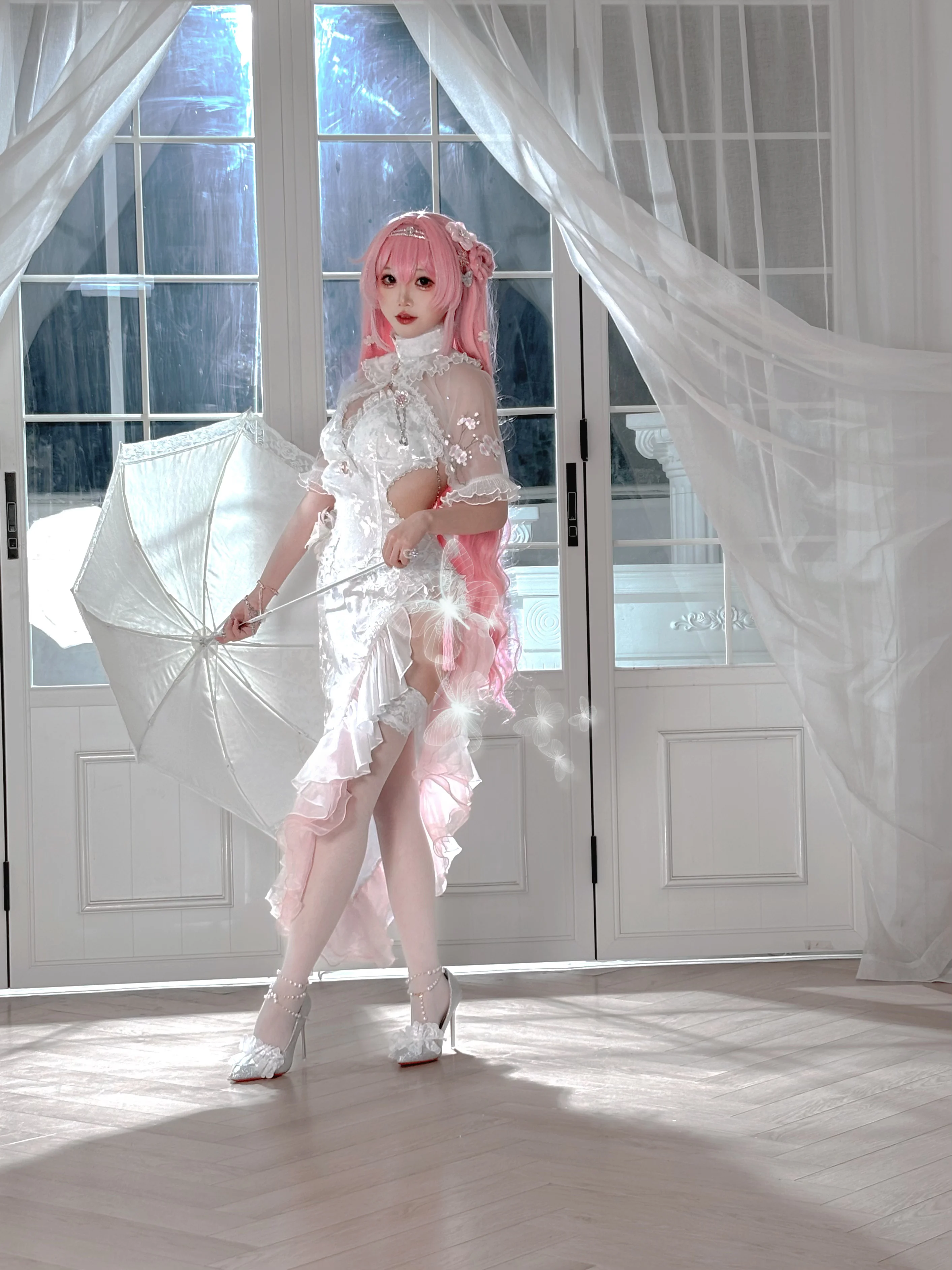 【ドロシーコスプレ】『勝利の女神：NIKKE』が魅せる優雅さと幻想的な美しさ