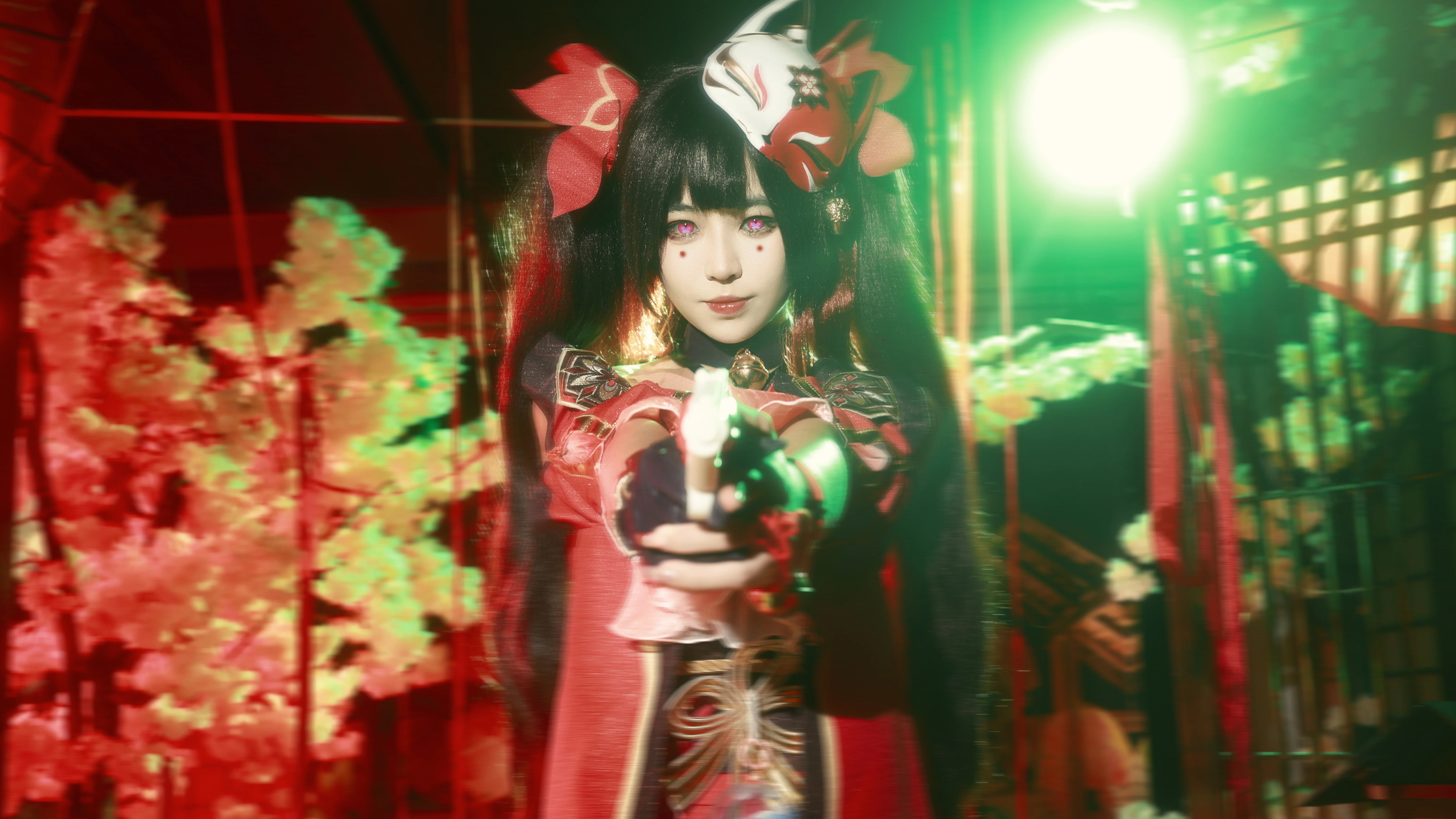 【欢愉cos】星穹铁道里的红绿碰撞，视觉张力拉满 - 第5张