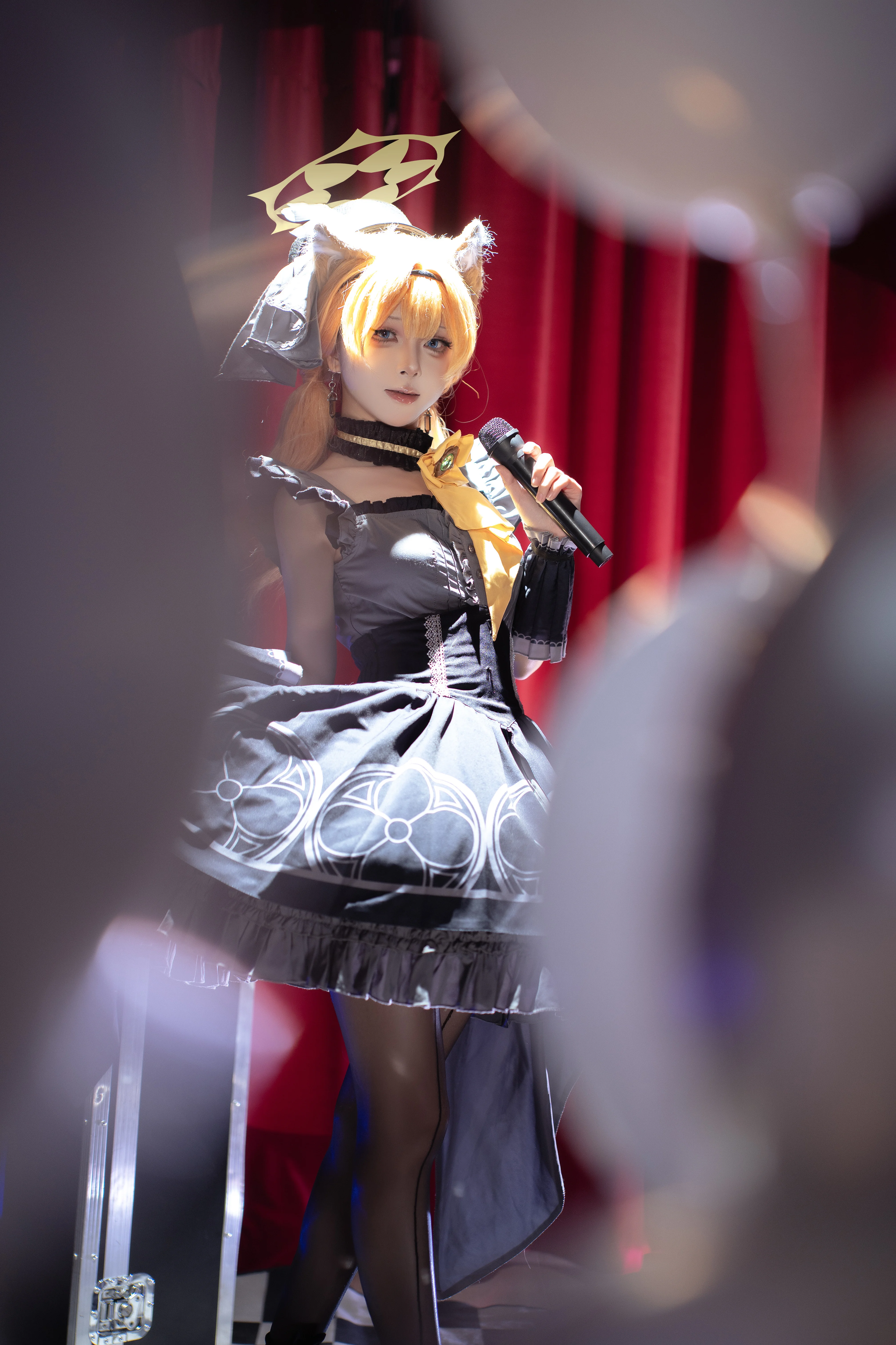 [Iochi Mari cosplay] Blue Archive Idol Moments on Stage - Image 1