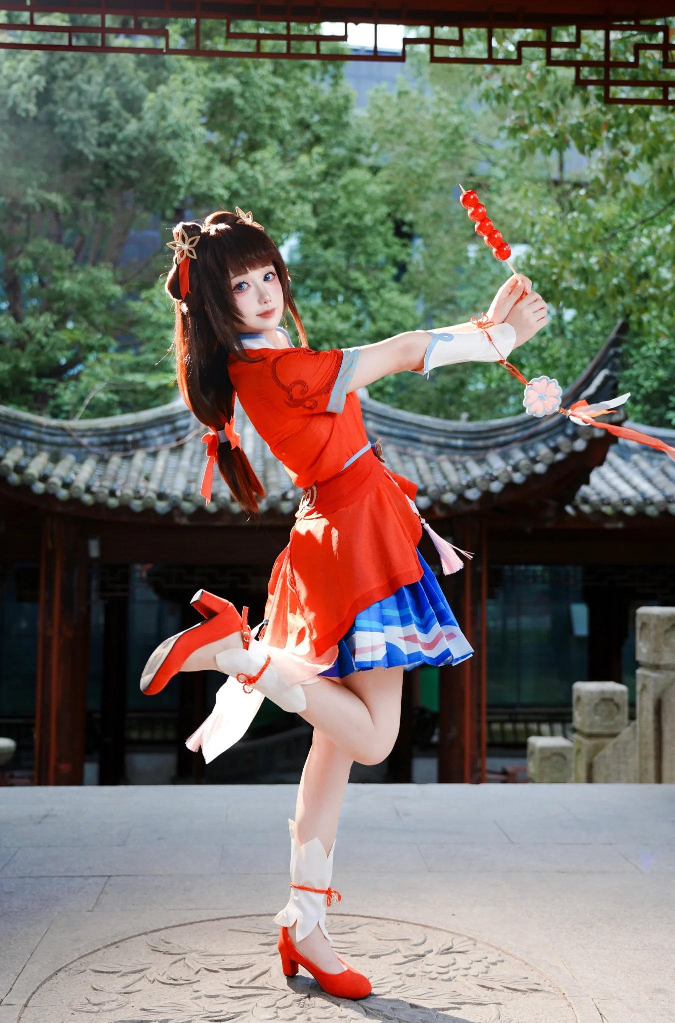 [Xishi cosplay] Delicate Delicacy: Candied Haws and a Girl's Lively Afternoon - Image 1