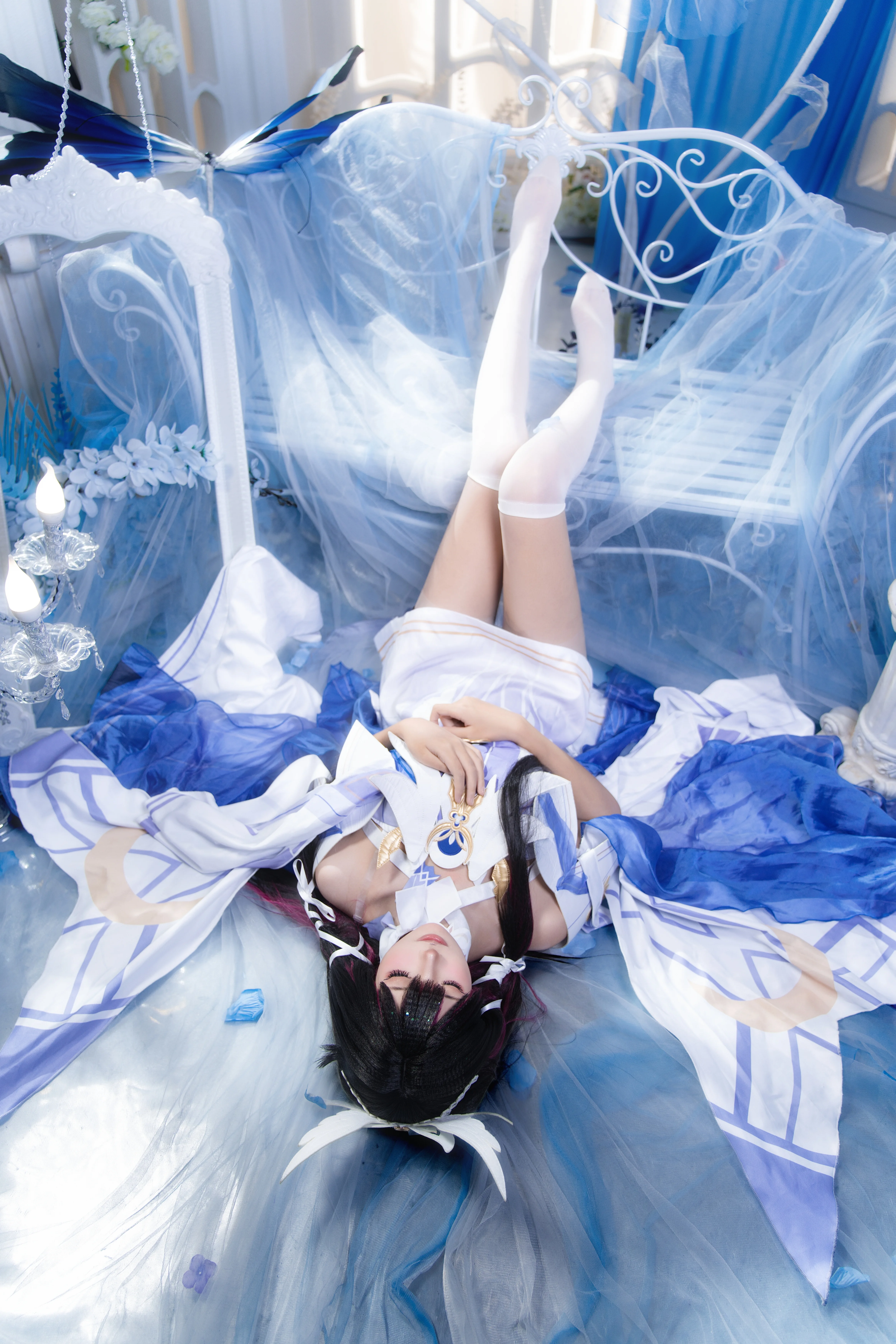 【コロンビーナ コスプレ】原神 ファデュイ「少女」の青と白が織りなす夢幻の瞬間 - 2 枚目