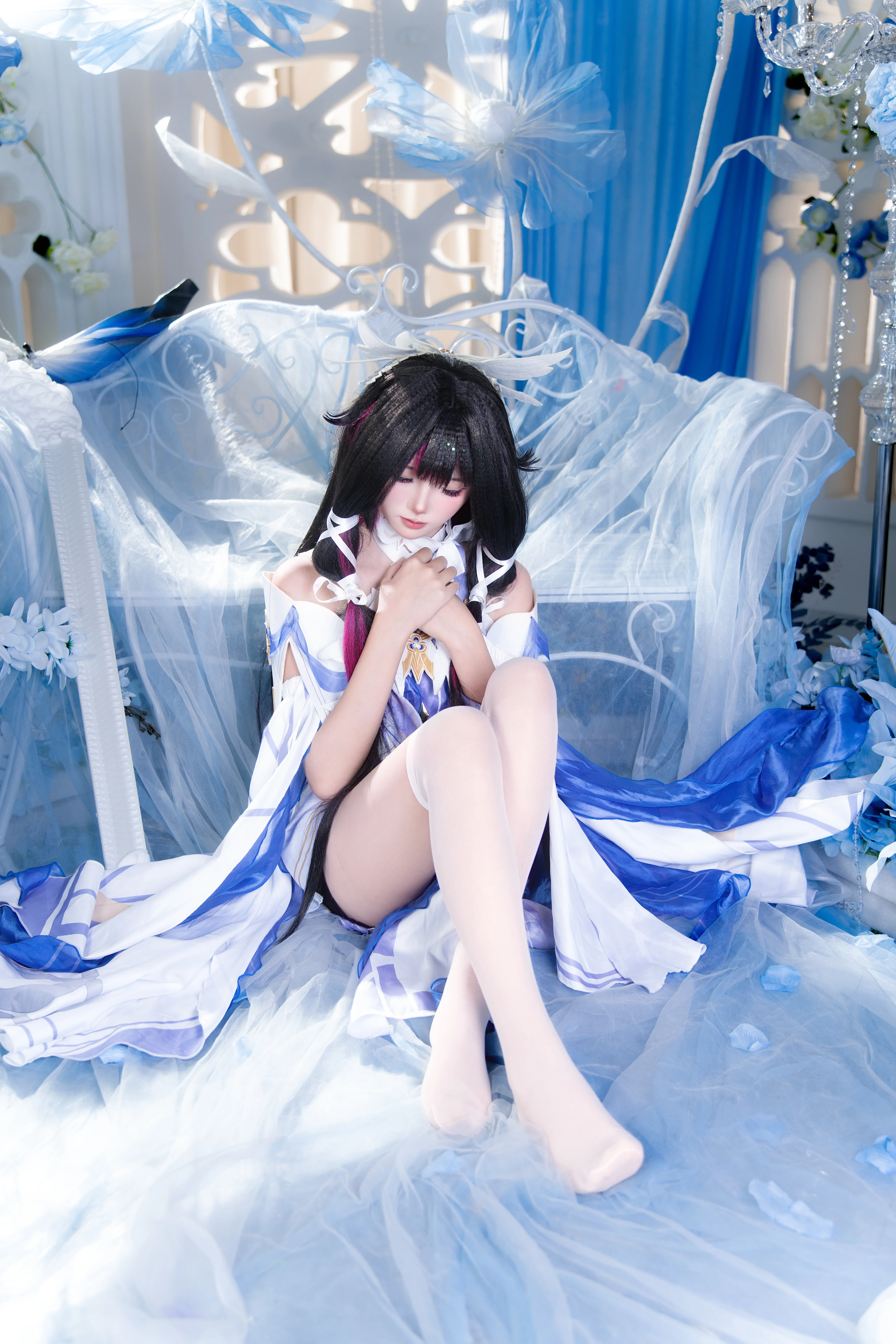 【コロンビーナ コスプレ】原神 ファデュイ「少女」の青と白が織りなす夢幻の瞬間 - 3 枚目