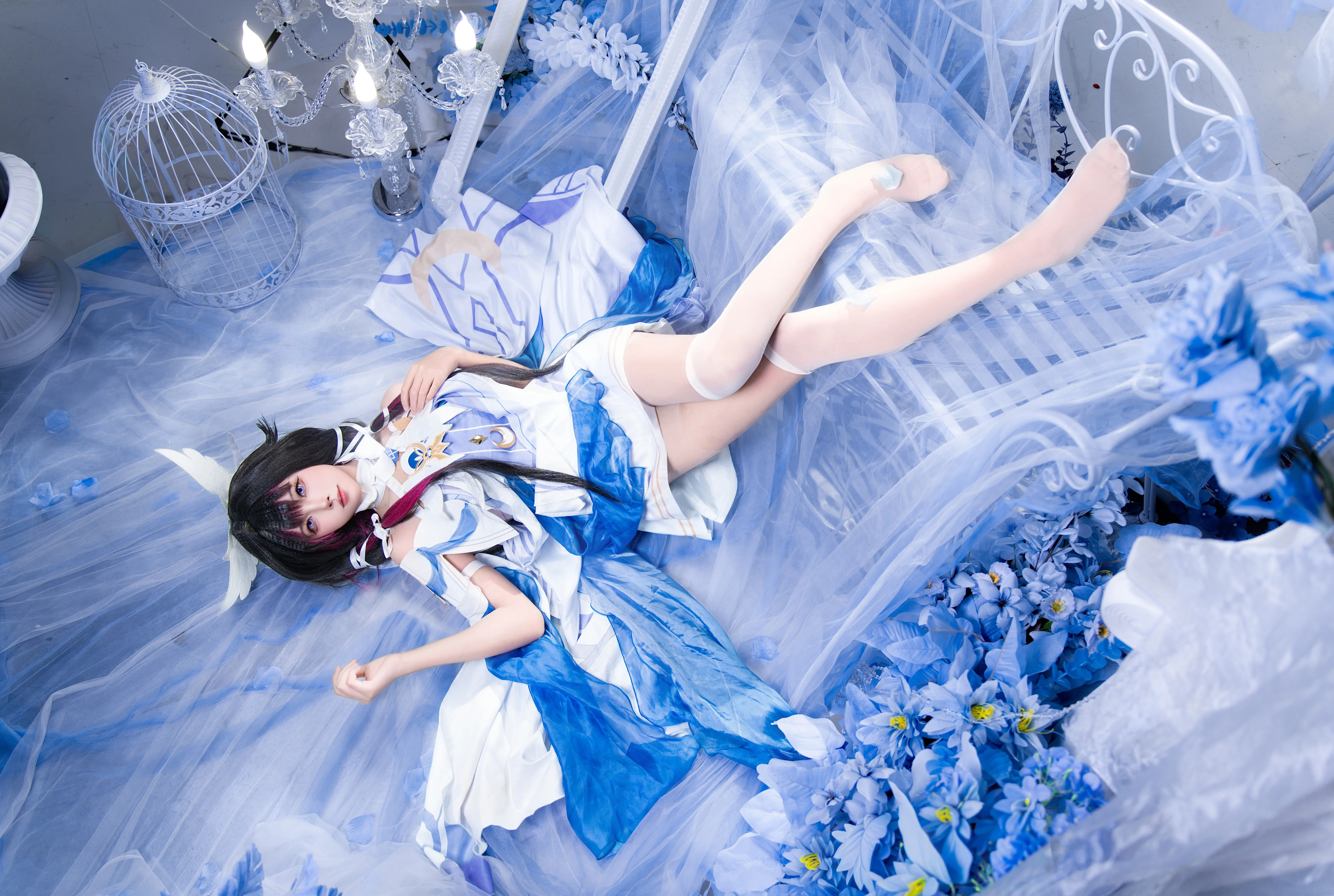 【コロンビーナ コスプレ】原神 ファデュイ「少女」の青と白が織りなす夢幻の瞬間 - 4 枚目