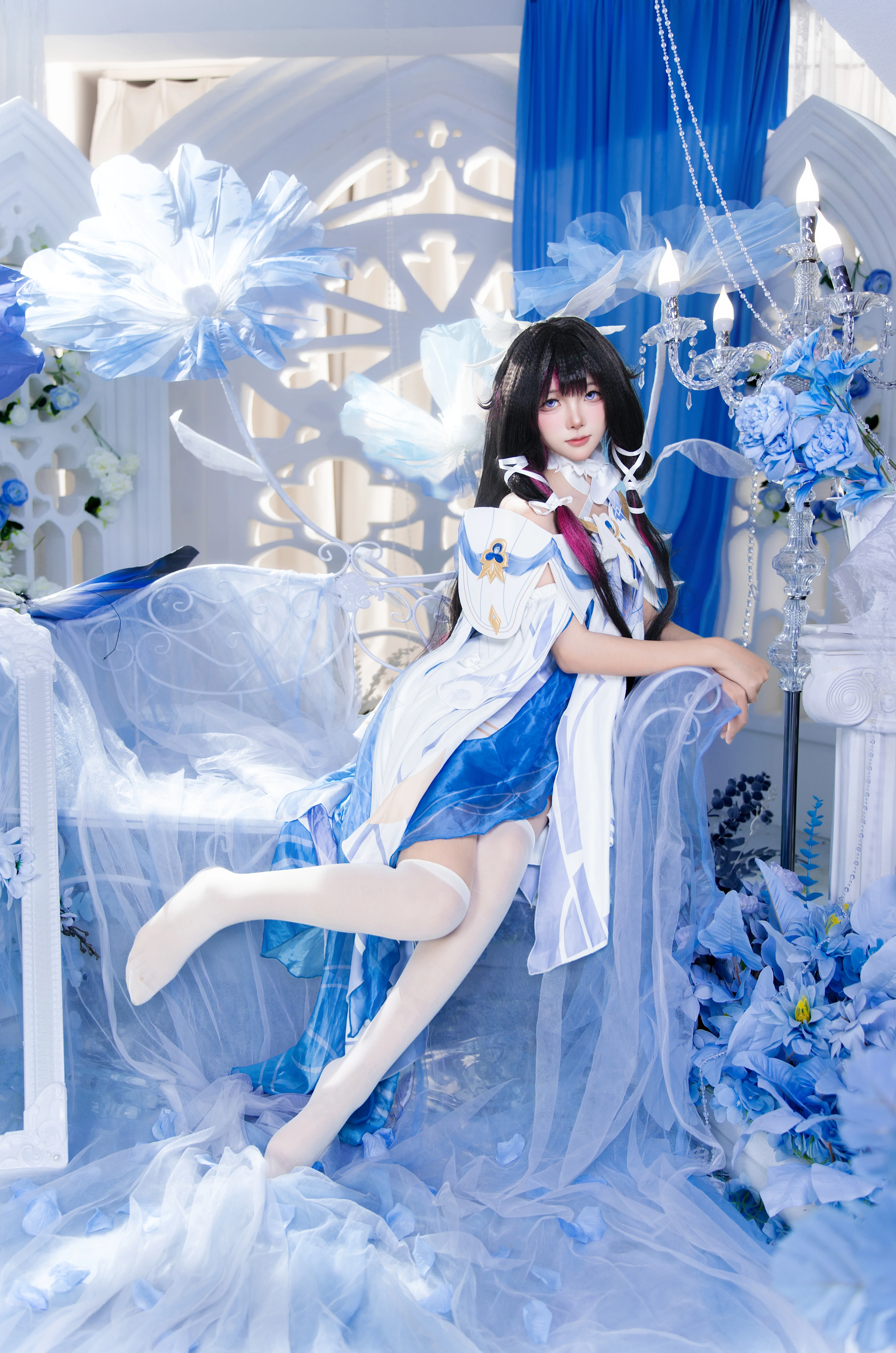 【コロンビーナ コスプレ】原神 ファデュイ「少女」の青と白が織りなす夢幻の瞬間 - 5 枚目