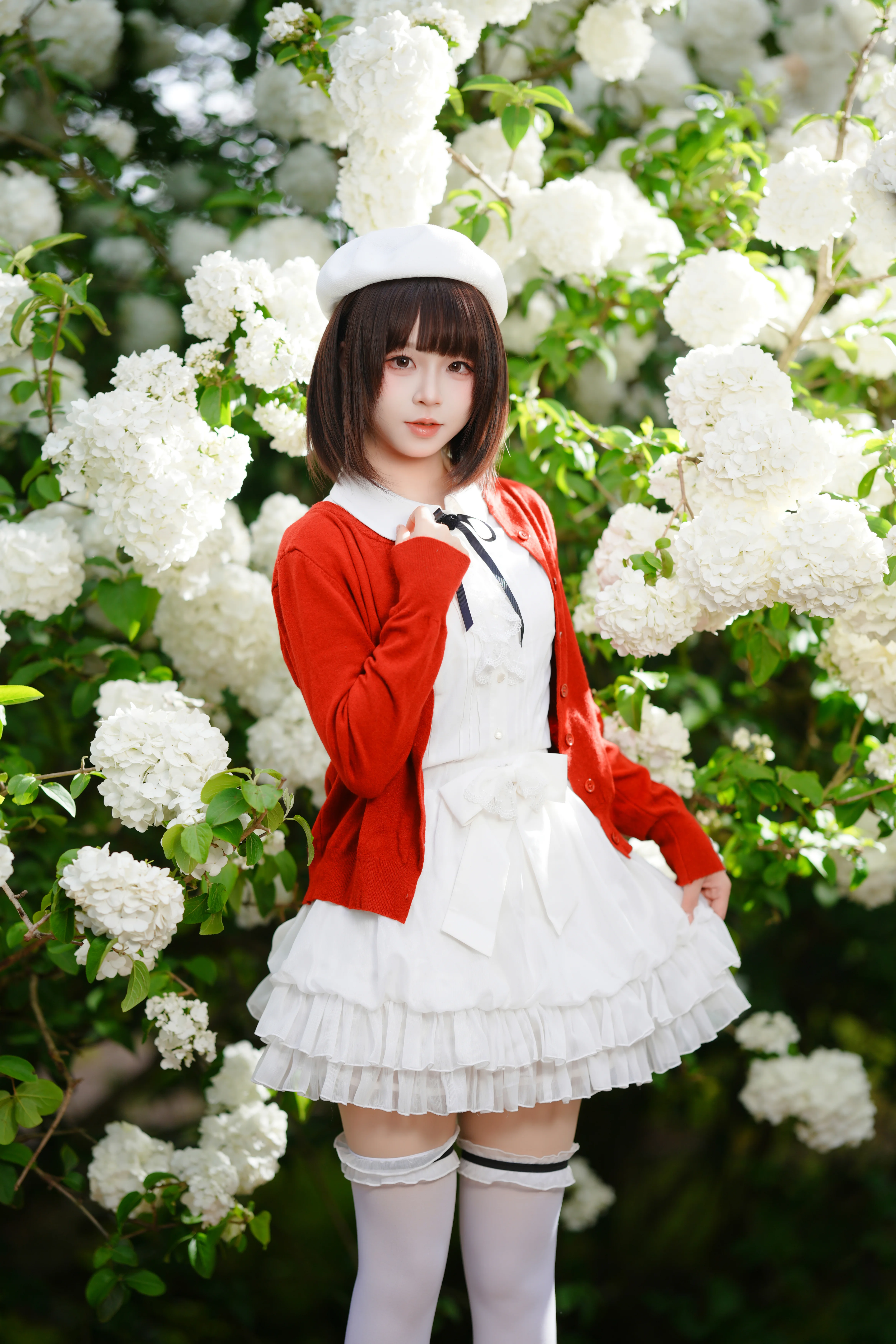 [Megumi Kato Cosplay] A Fairytale Moment in the Endless Summer Hydrangea Sea - Image 6