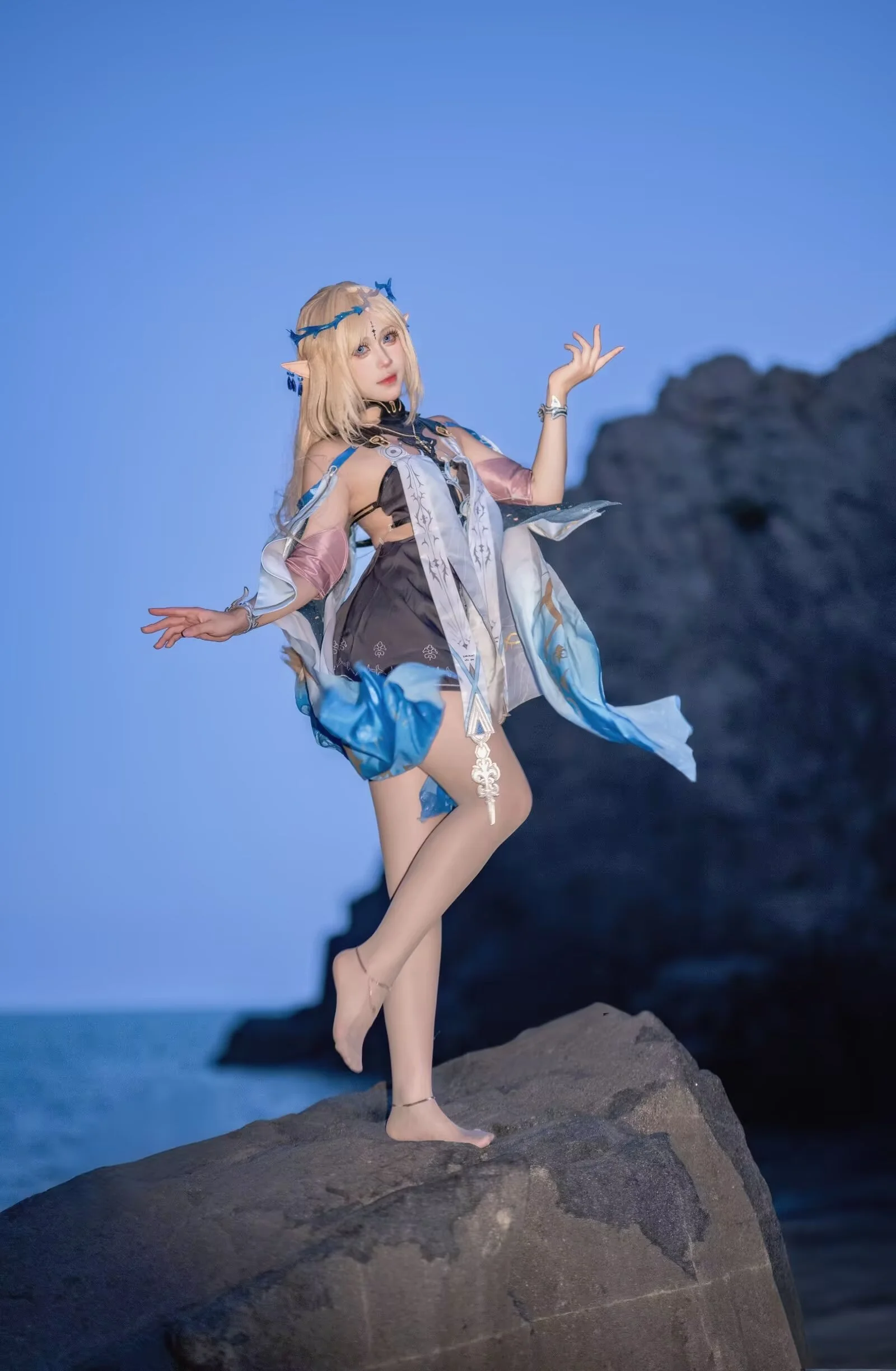 The Elf Under the Moonlight: Where Wind and Sea Meet - Image 1