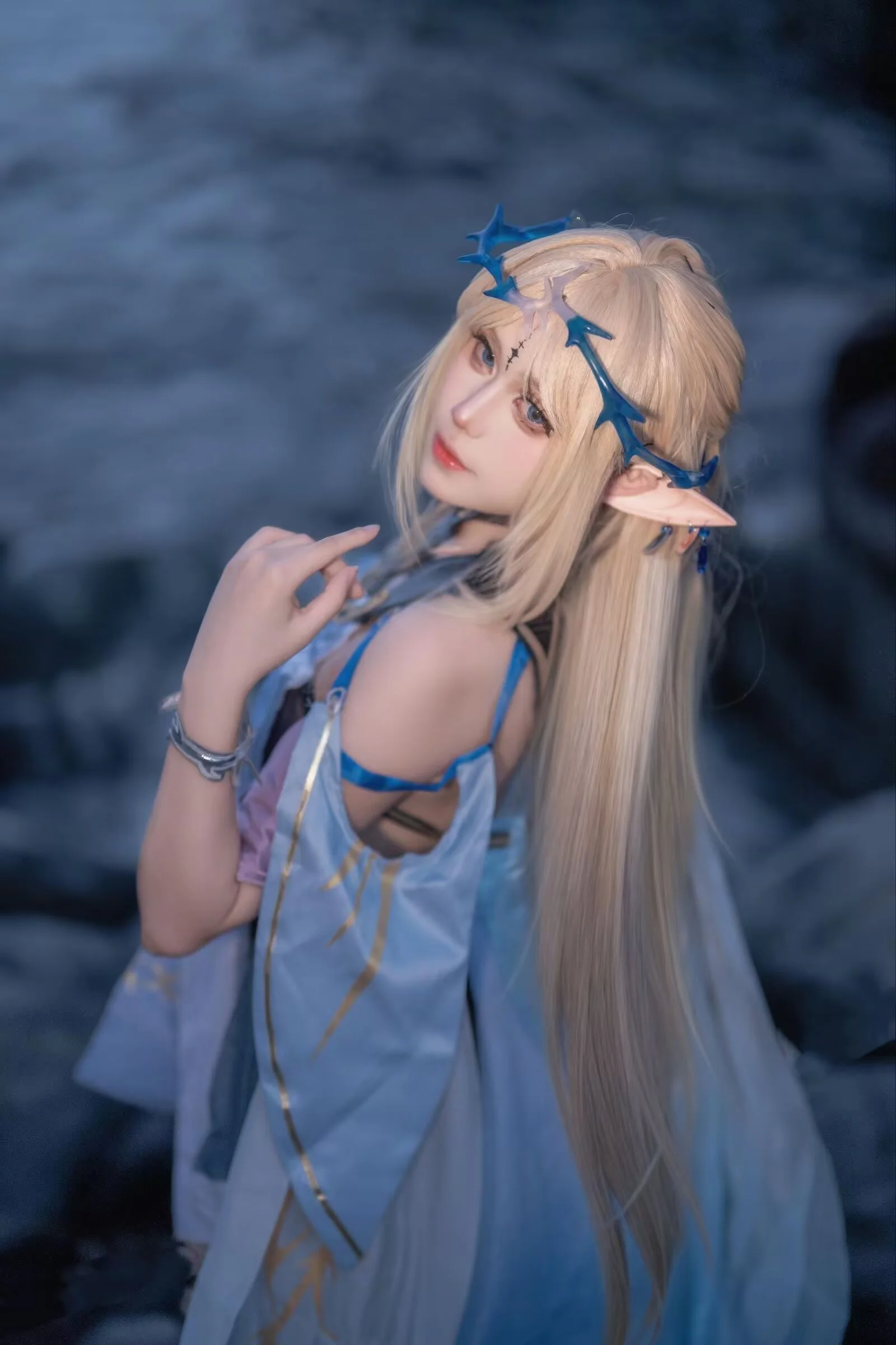 The Elf Under the Moonlight: Where Wind and Sea Meet - Image 2