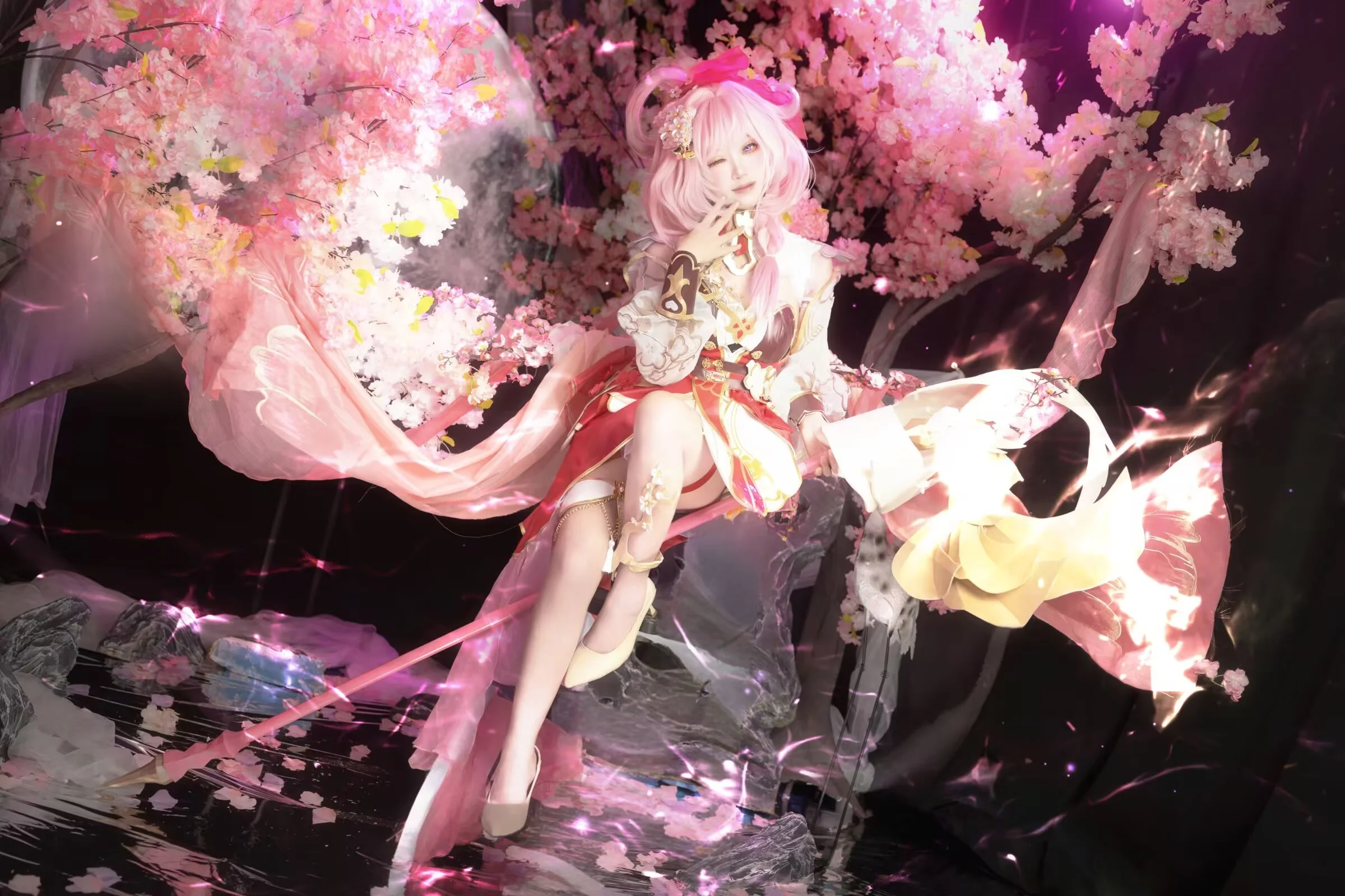 この桜をテーマにした仙侠風衣装は本当に映えます - 1 枚目
