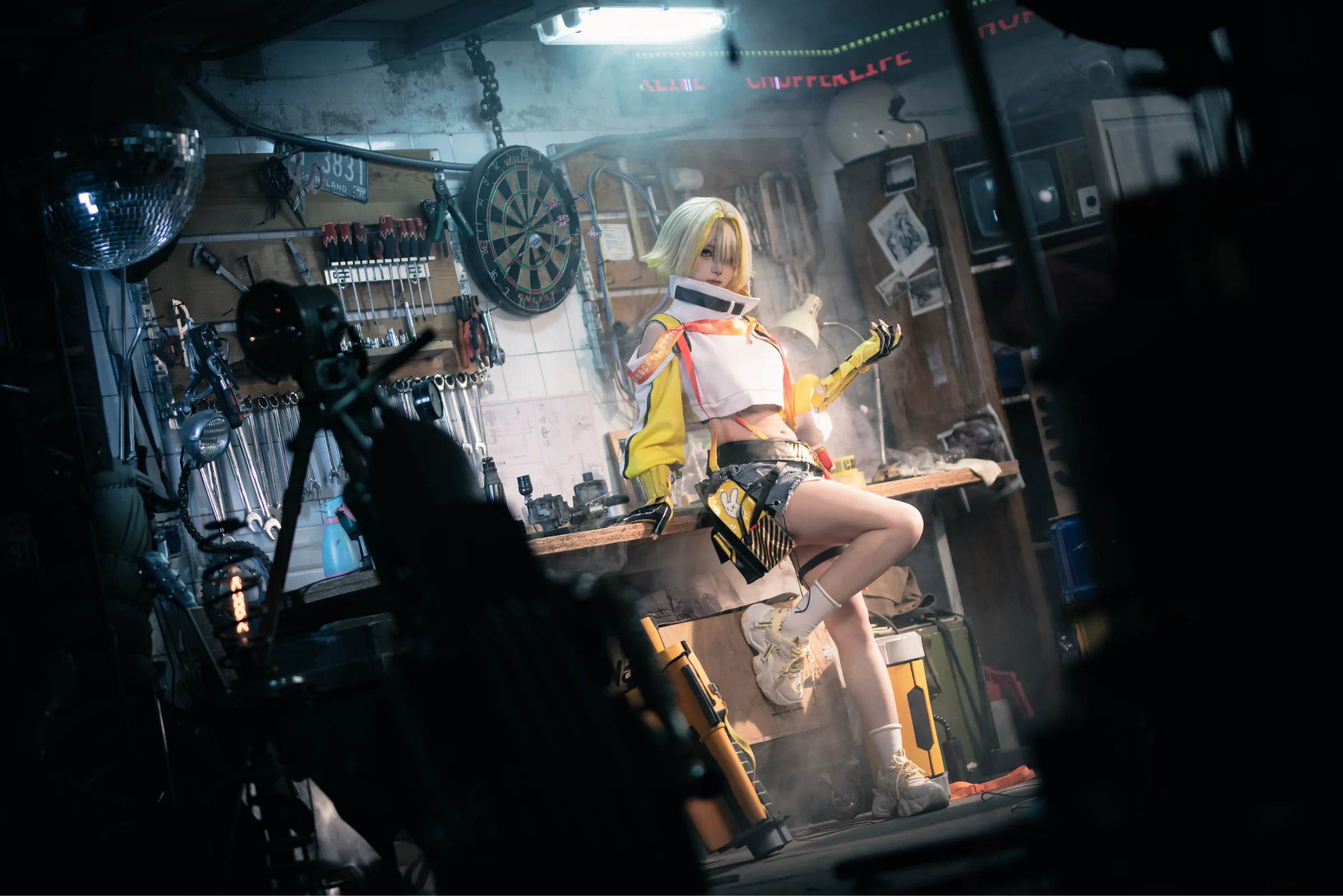 【刹雨コスプレ】無期迷途の廃土のガンナー、物資箱の上に立つ感覚が最高すぎる - 2 枚目