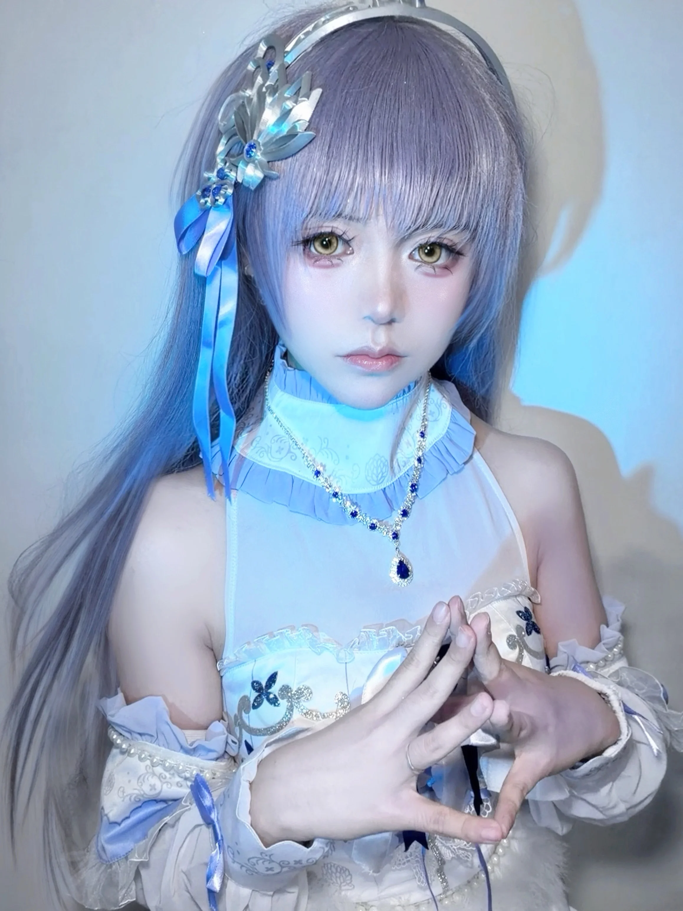 [Yukina Minato Cosplay] BanG Dream! Recreating the Corolla Details of Roselia's Vocalist - Image 2