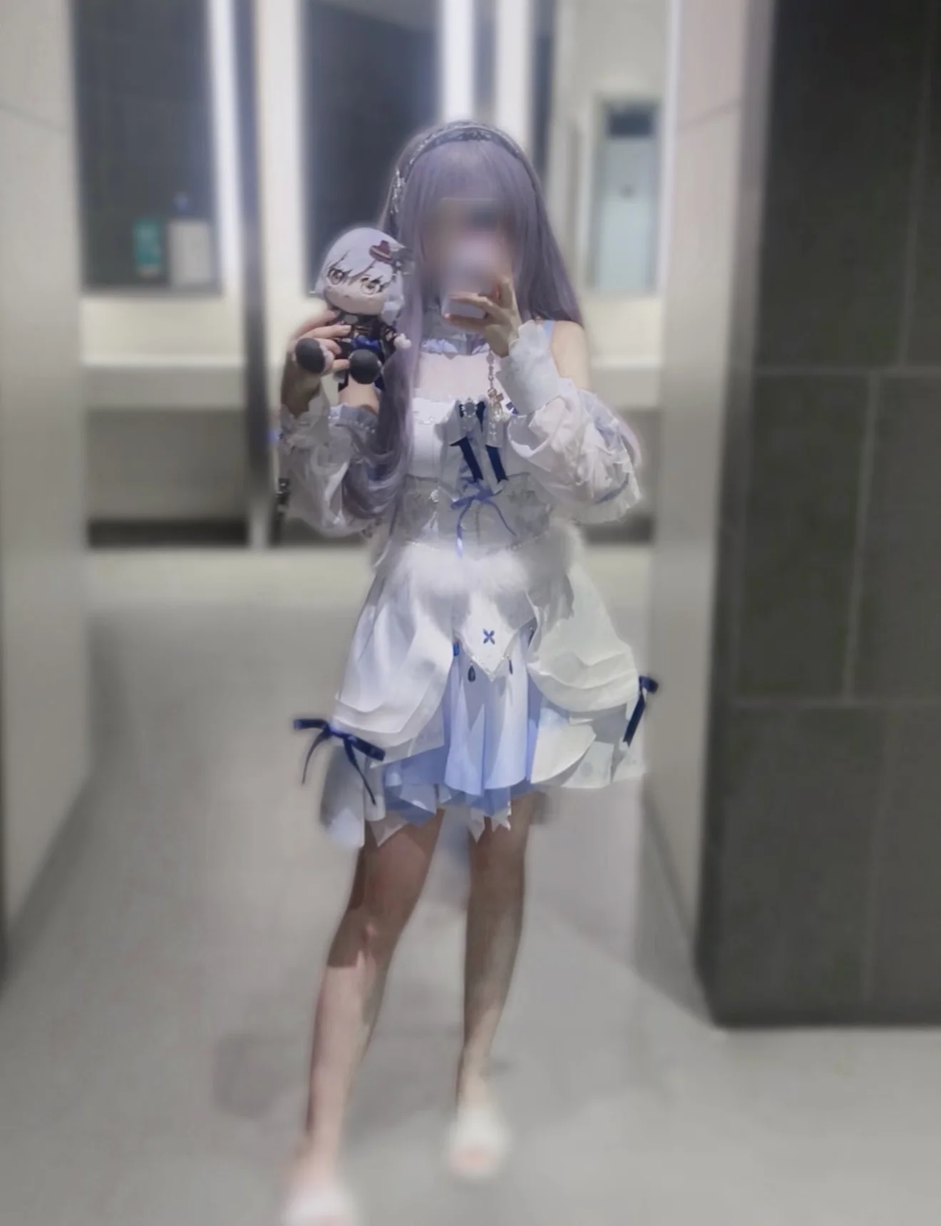 [Yukina Minato Cosplay] BanG Dream! Recreating the Corolla Details of Roselia's Vocalist - Image 3