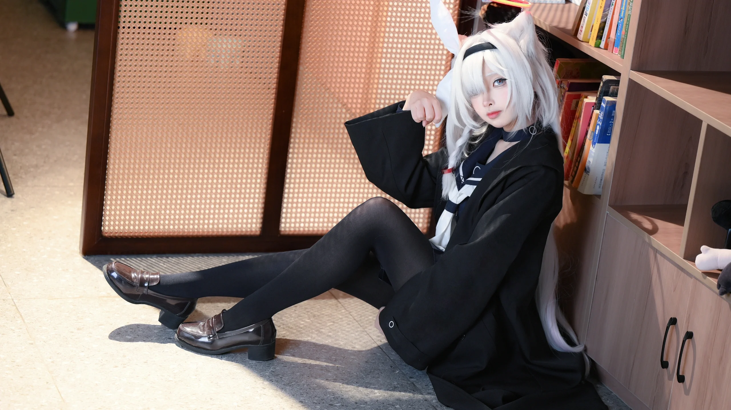 【普拉娜cos】沉浸于蔚蓝档案的校园氛围中，捕捉那一抹治愈的灵动 - 第 6 张