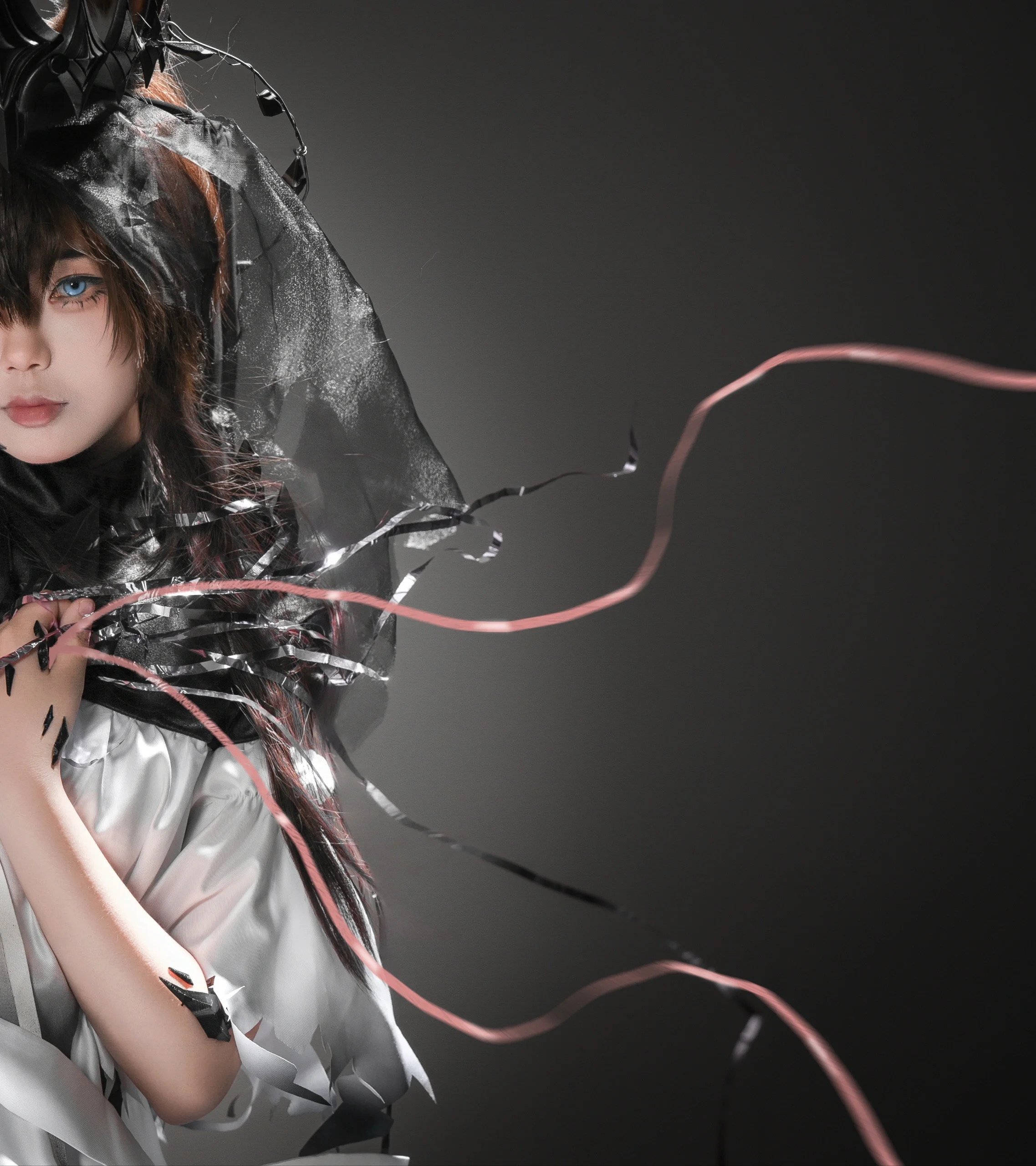 【阿米婭cos】魔王形態的兔兔，暗黑與聖潔的碰撞 - 第 2 張