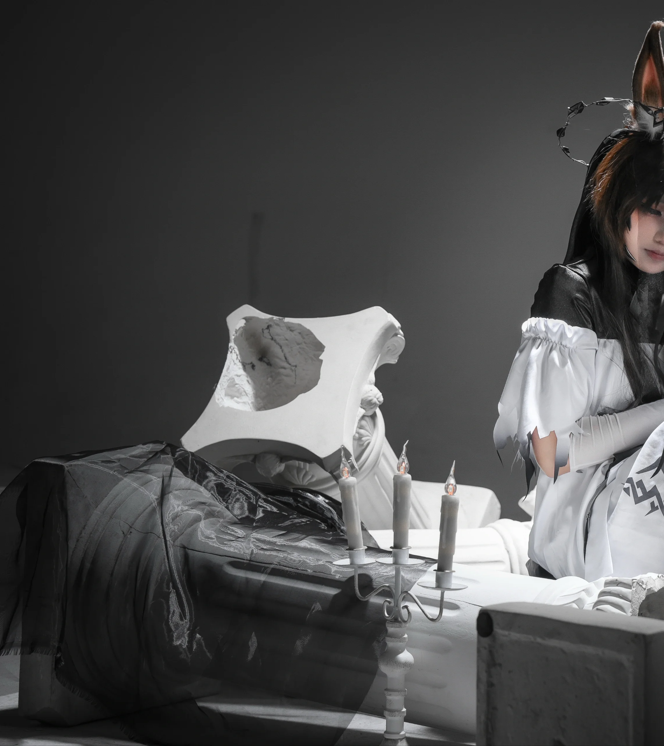 【阿米婭cos】魔王形態的兔兔，暗黑與聖潔的碰撞 - 第 4 張