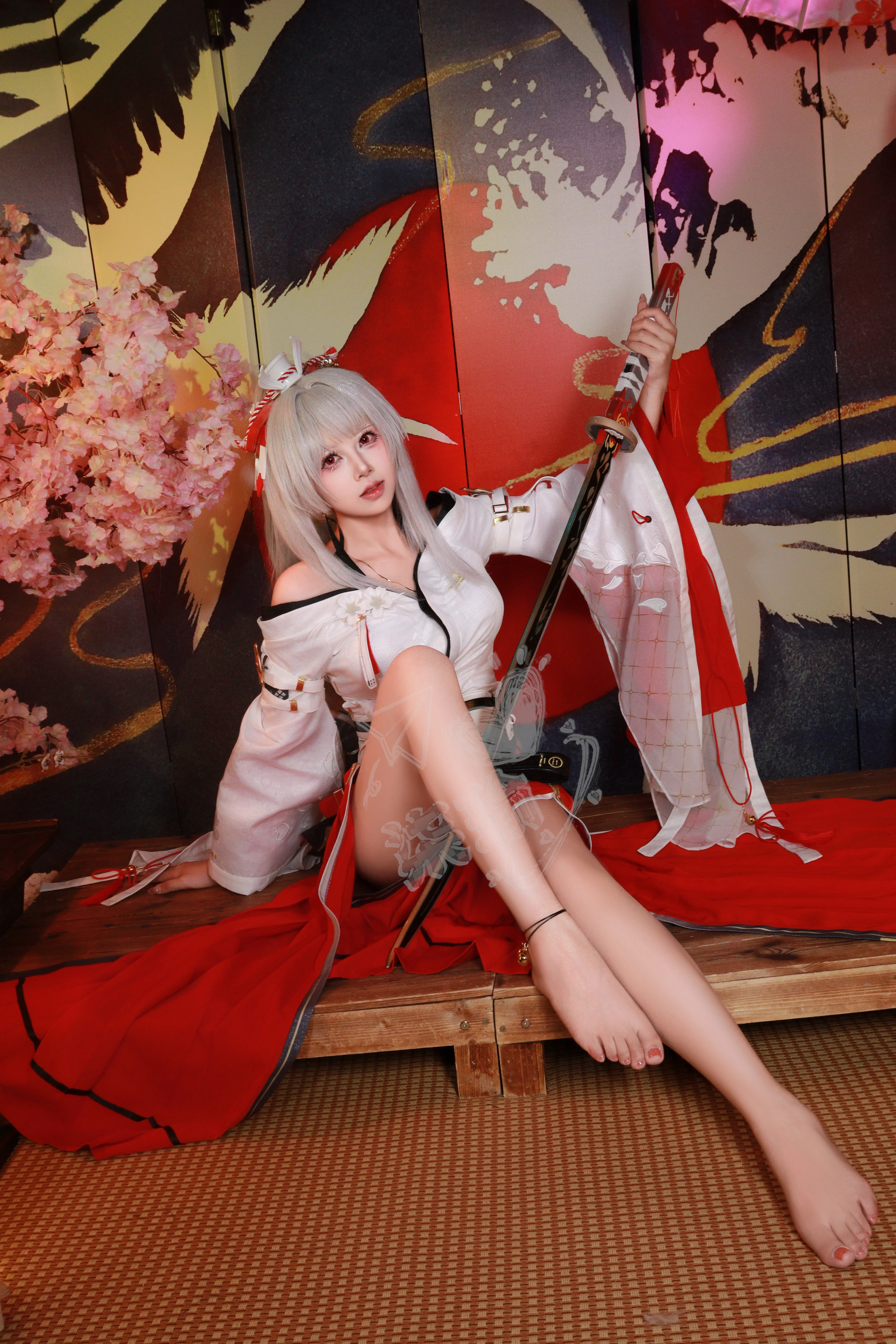 【绯雪 コスプレ】『鳴潮』の青白＆赤白の双形態チェンジ