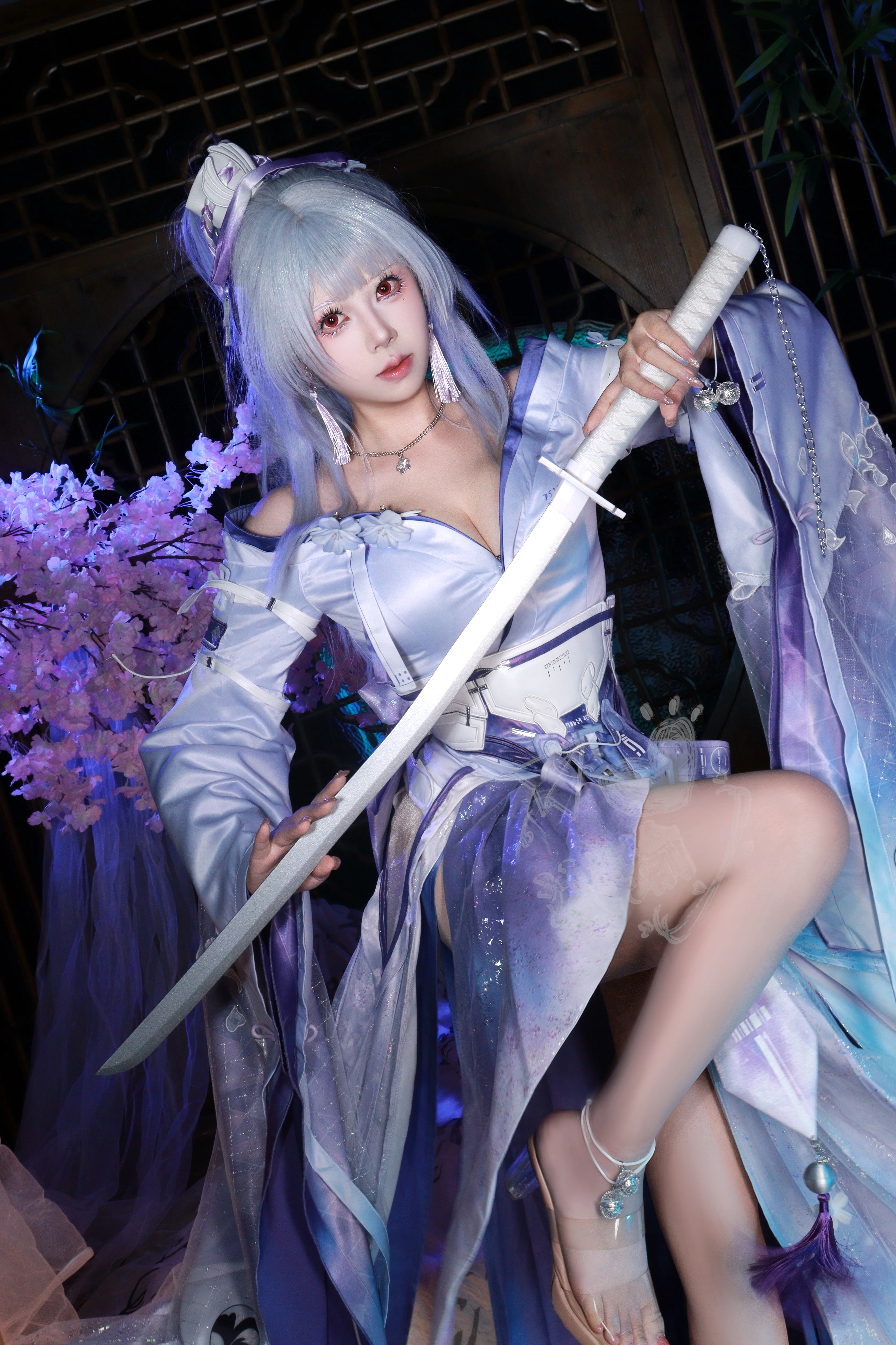 【绯雪cos】鸣潮绯雪：亲手终结巫女命数的双面演绎 - 第 1 张