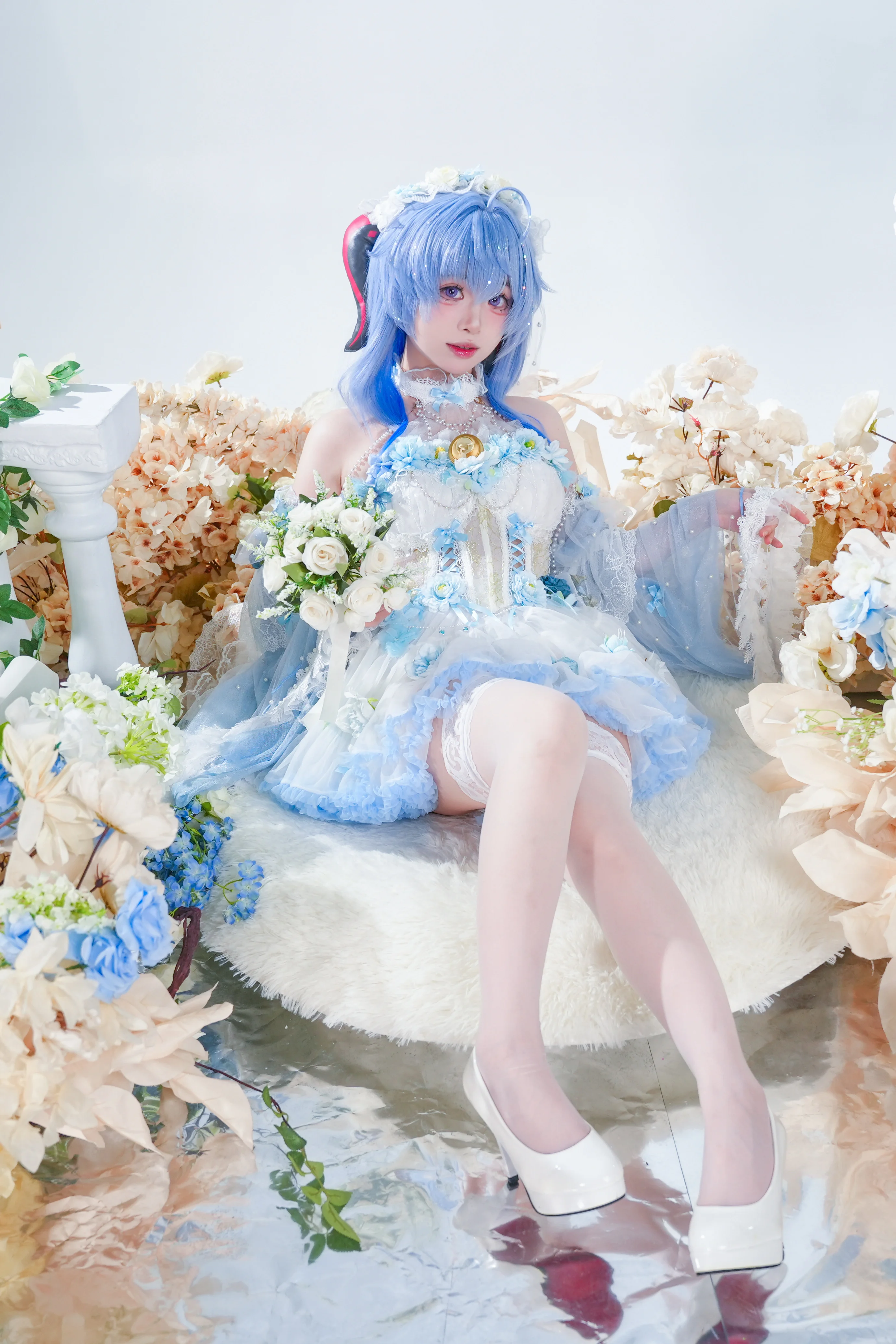 【甘雨 コスプレ】原神・花嫁テーマ、氷元素と純白が織りなす幻想的なコラボレーション - 1 枚目