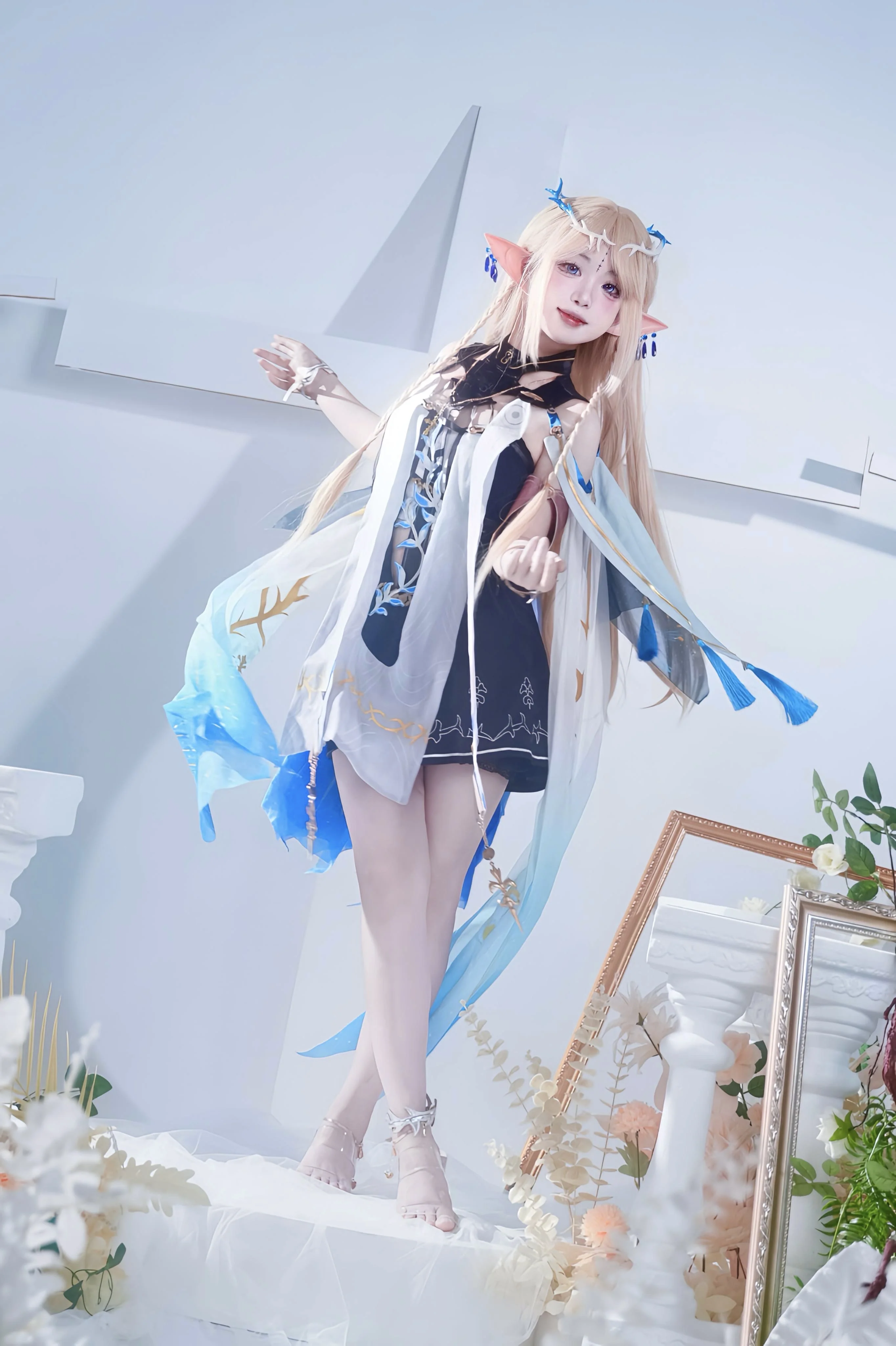 藍白夢幻風cosplay，光影與道具的質感搭配 - 第 9 張