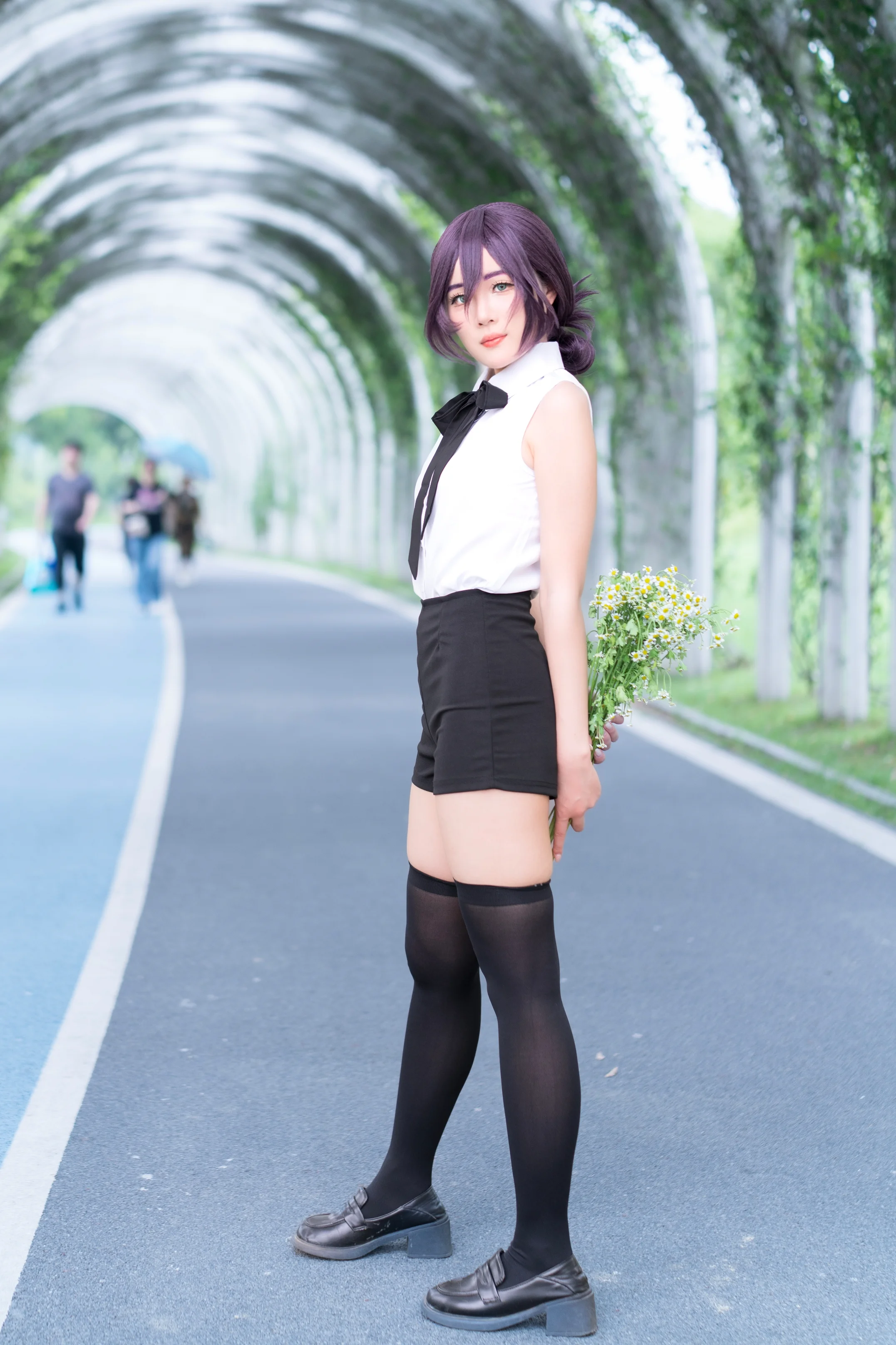 【蕾塞cos】在光影隧道里，捕捉最温柔的瞬间 - 第 4 张