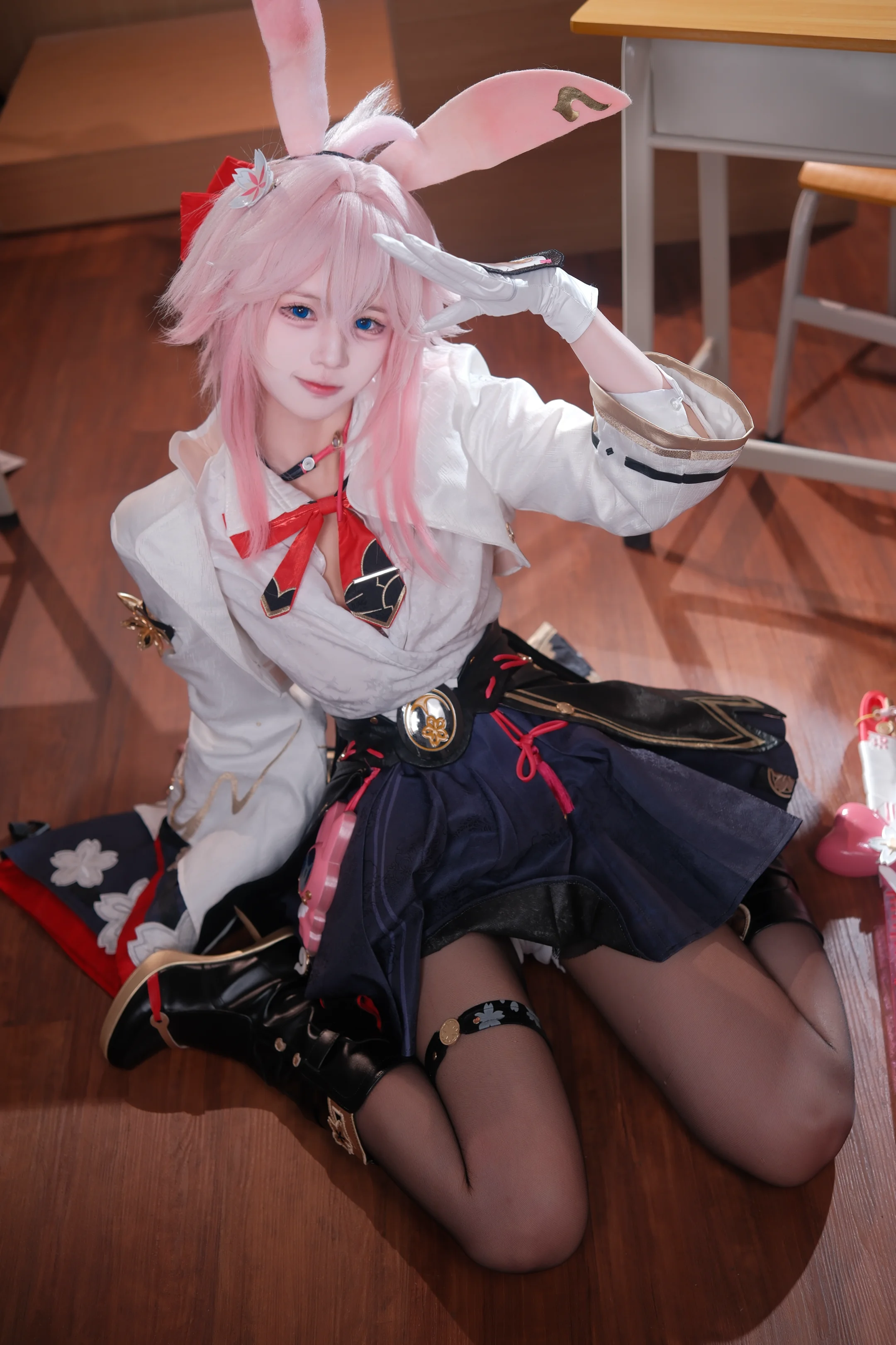 [Evanescia cosplay] The Agile Swordsman in Honkai: Star Rail, the Pink-Haired Girl in the Classroom - Image 1
