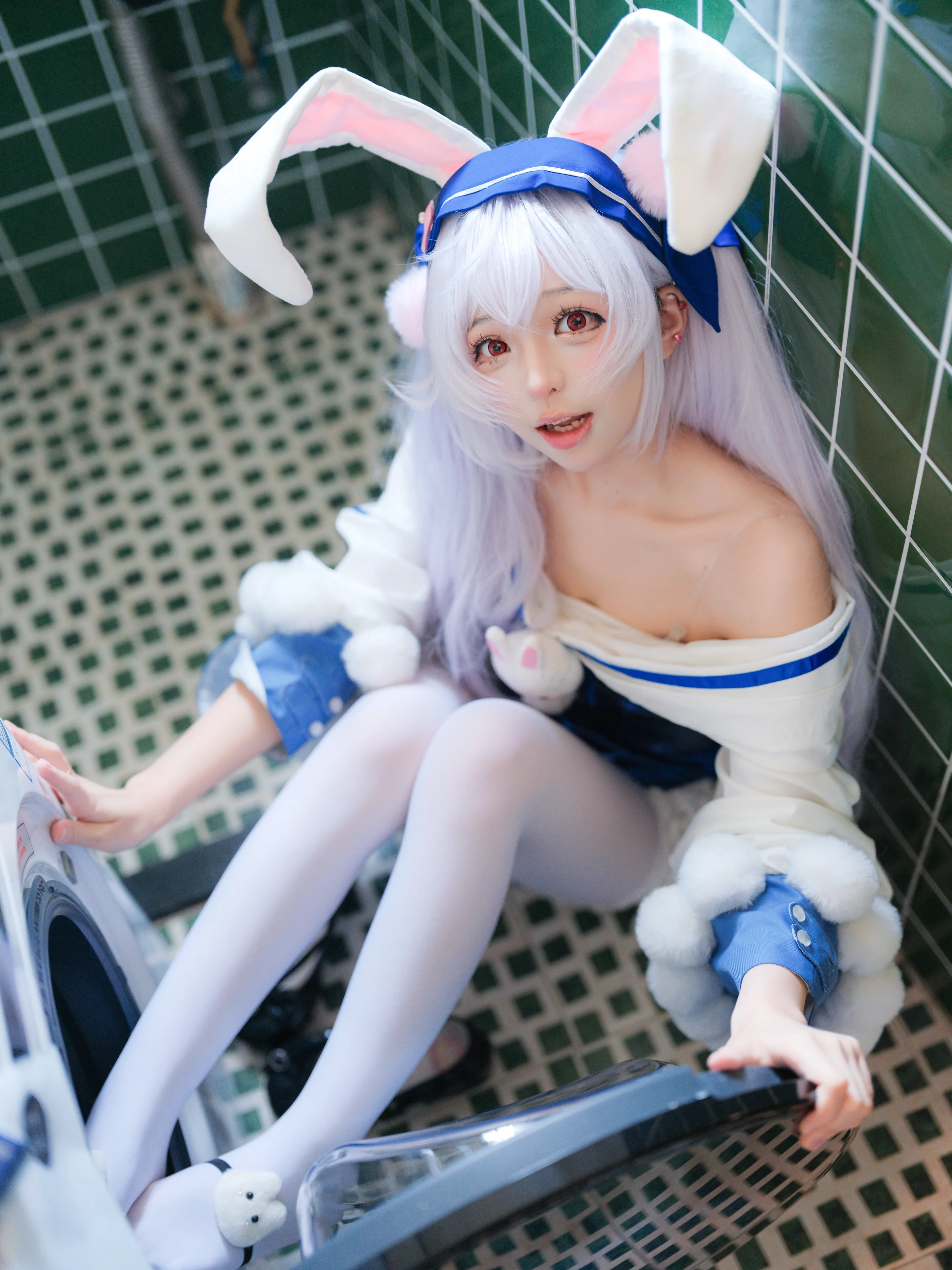 【アズールレーン ラフィー コスプレ】お寝坊うさぎの日常記録 - 1 枚目