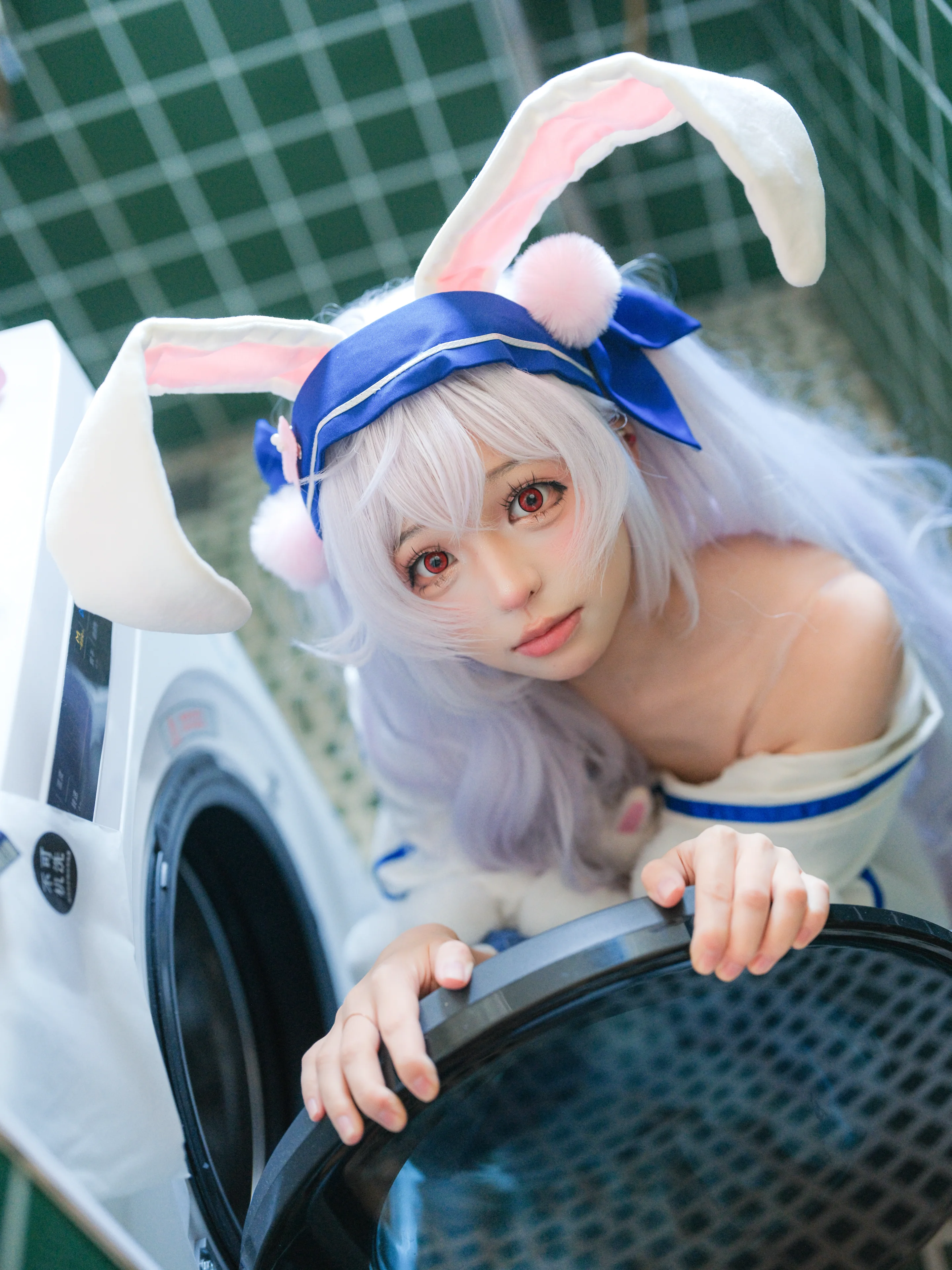 【ラフィー コスプレ】アズールレーン、お寝坊うさぎの日常大作