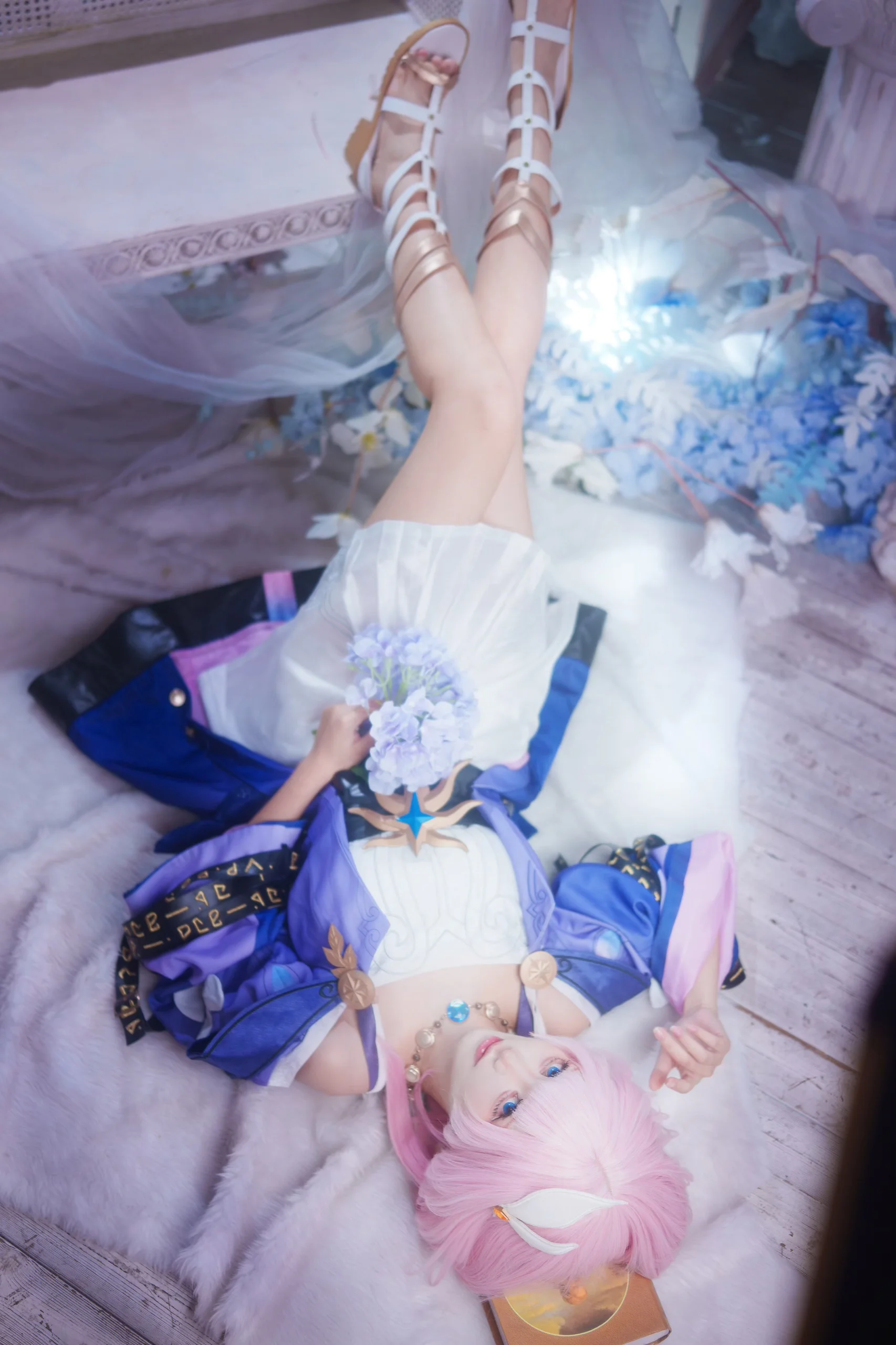 【昔漣cos】崩壞星穹鐵道里的粉發少女 - 第 4 張