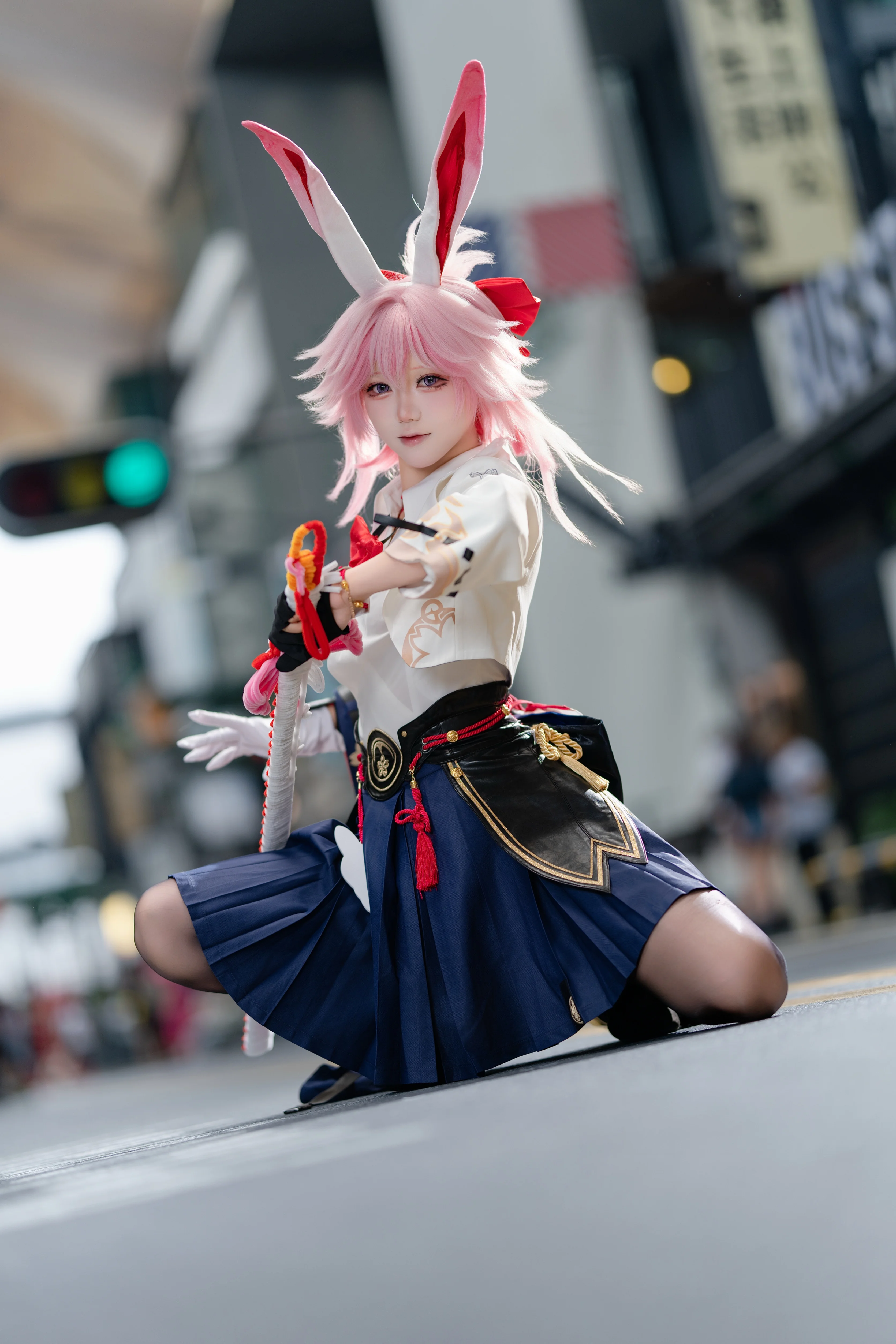 【緋英 コスプレ】崩壊：スターレイル、うさ耳剣士のストリートスナップ - 1 枚目