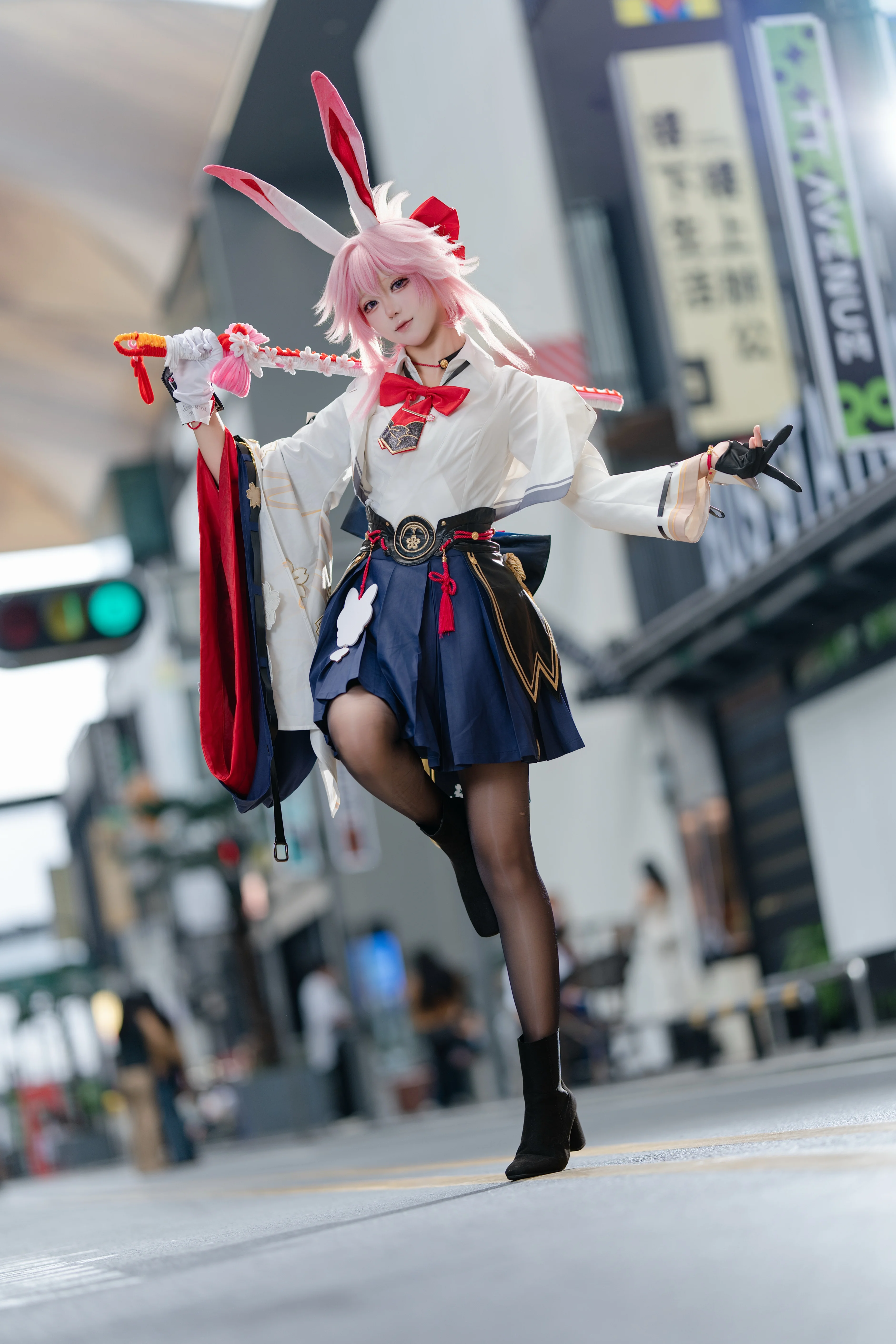 【緋英 コスプレ】崩壊：スターレイル、うさ耳剣士のストリートスナップ