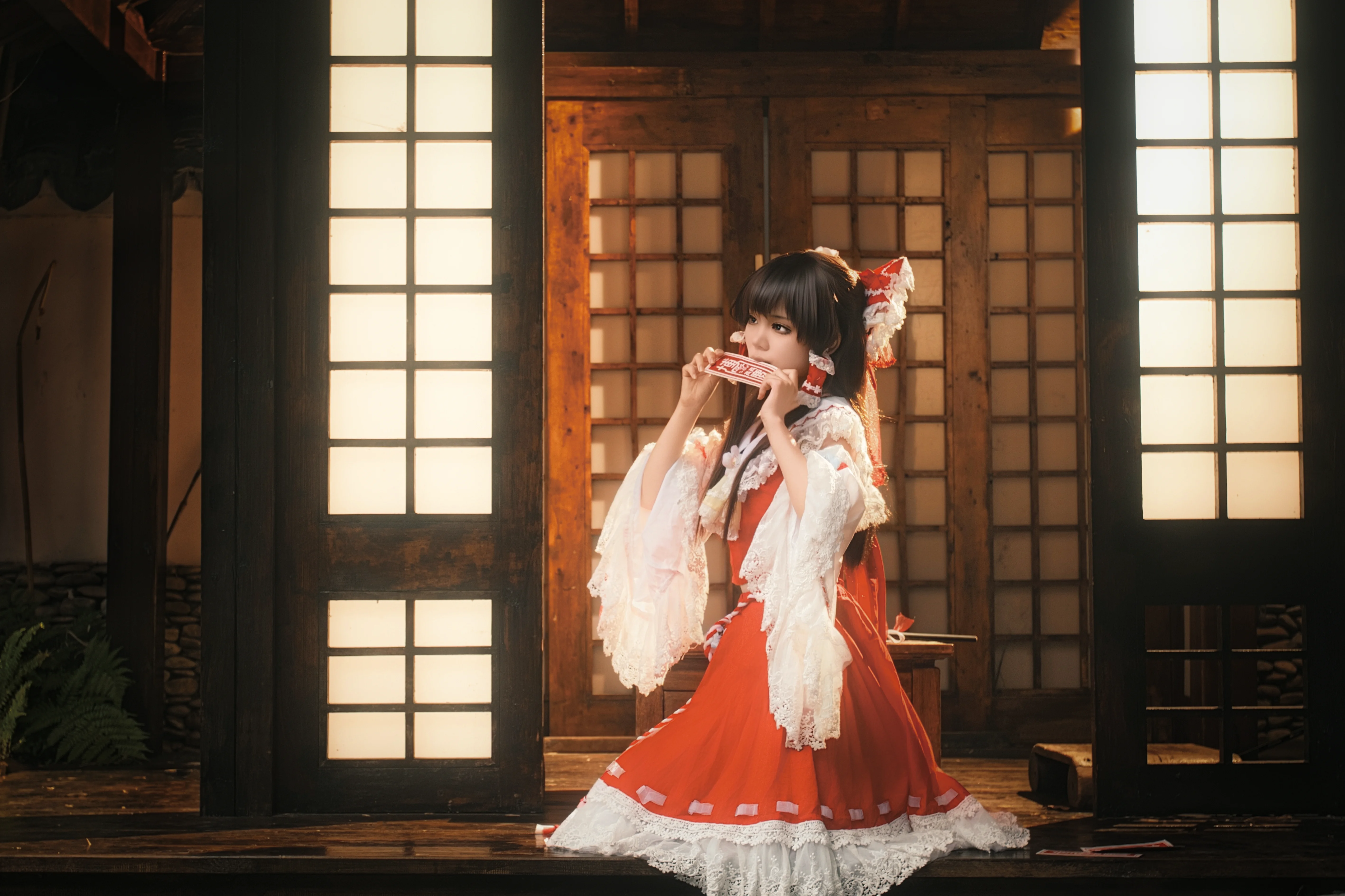【博丽灵梦cos】在东方project的幻想世界里，想逃避日常的琐事 - 第 7 张