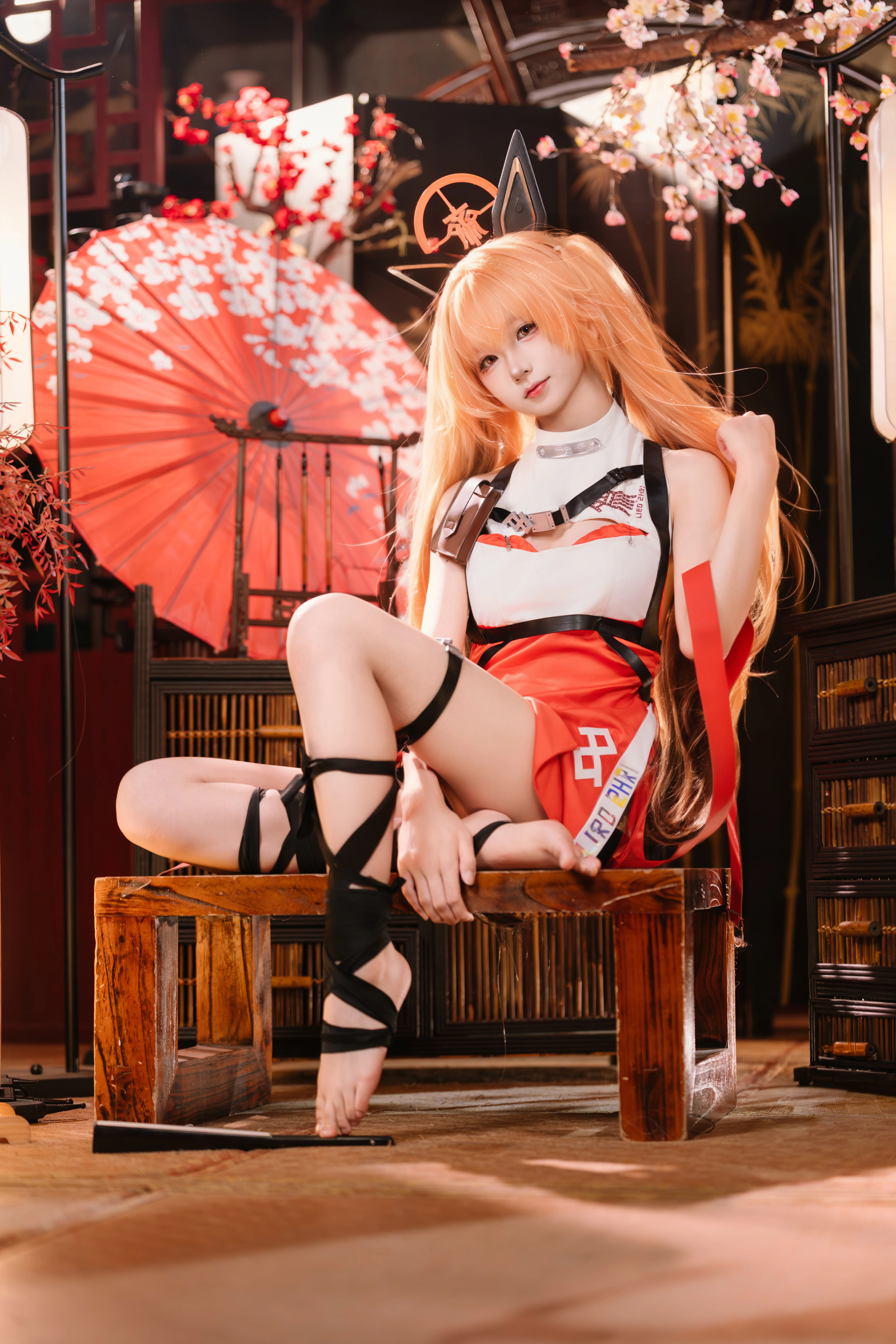 【婴宁 コスプレ】勝利の女神：NIKKEの赤狐、古風とサイバーの交錯 - 3 枚目