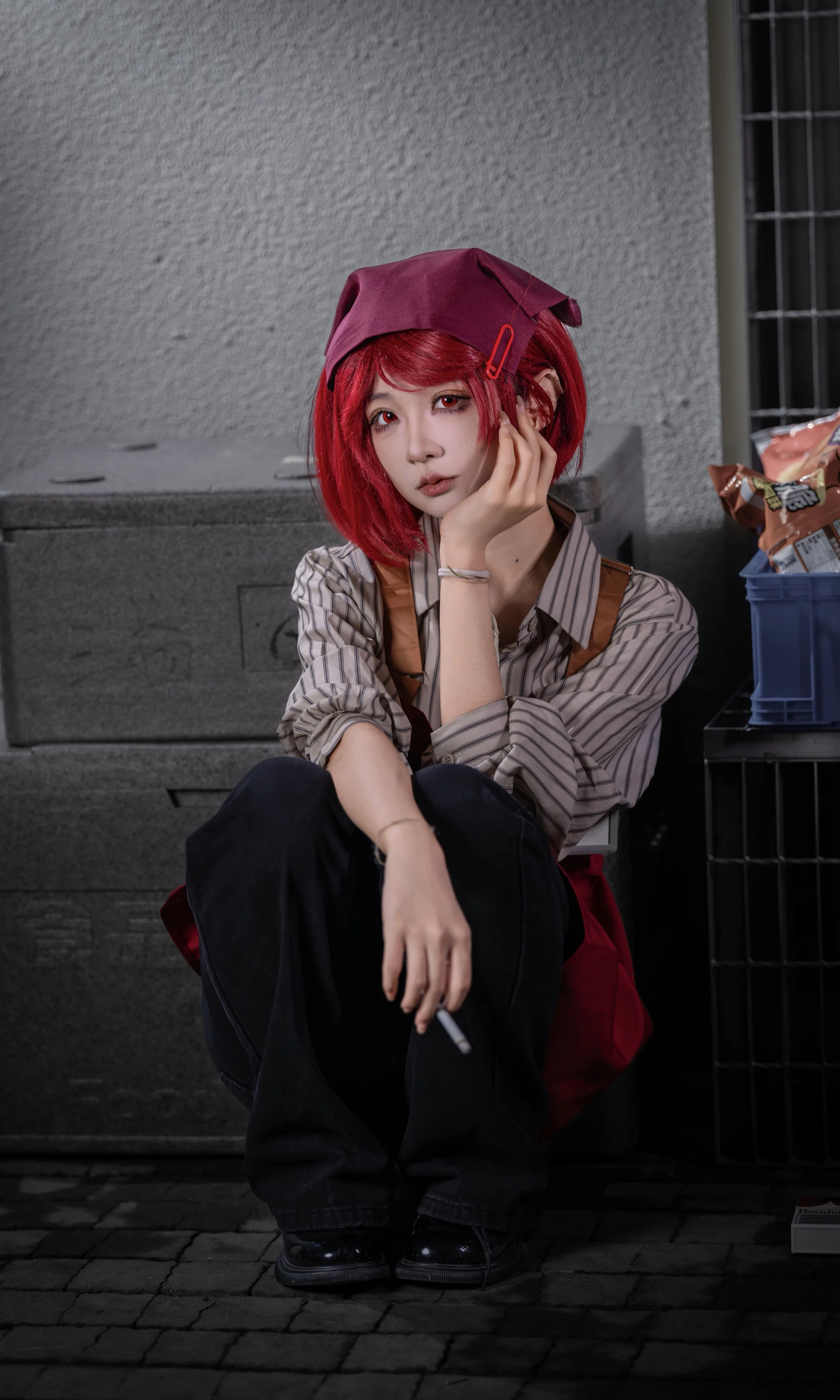 【山田コスプレ】スーパーの裏でヤニ吸うふたり、3つの色調で描き出す異なるエモーション - 3 枚目