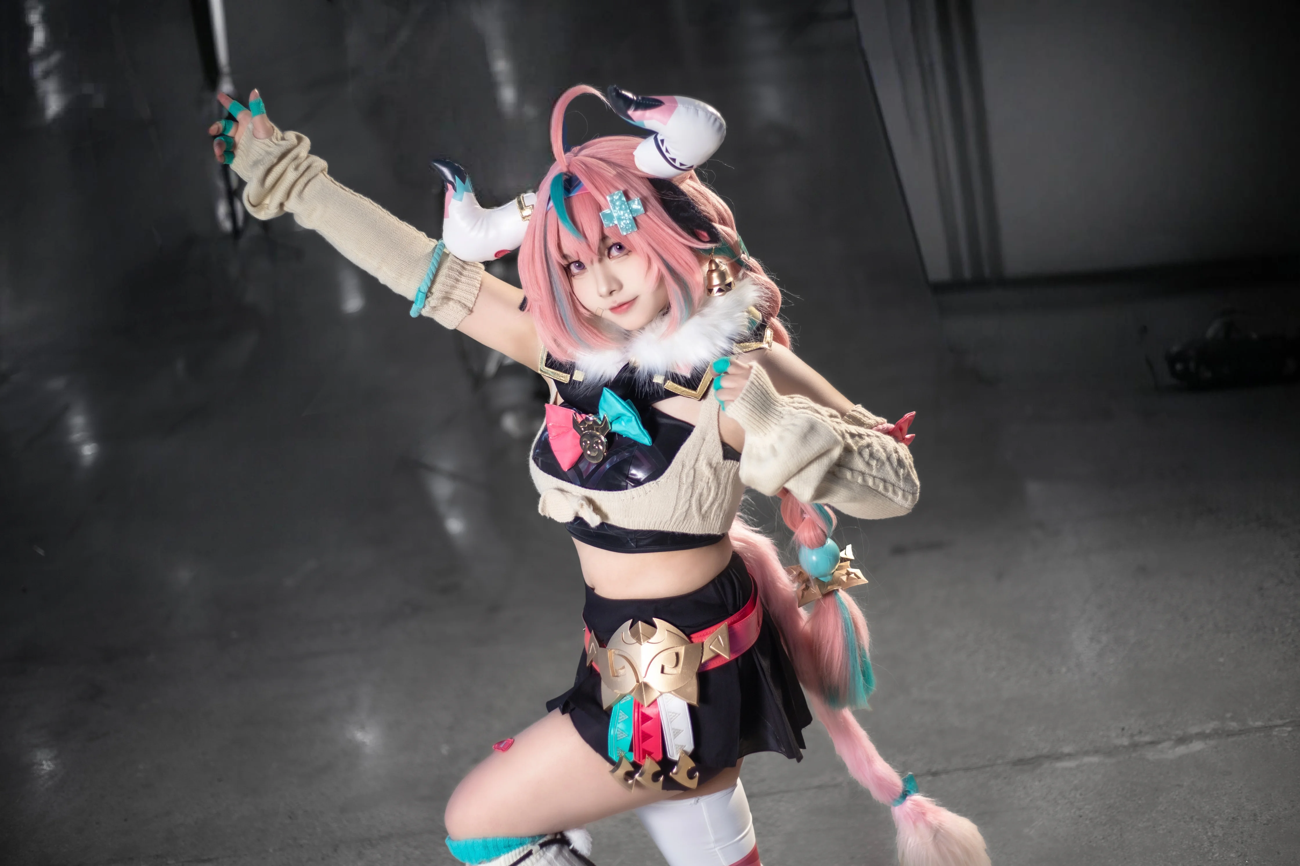 【瓦蕾莎cos】原神，炬照我名，焚灭恶夜 - 第7张