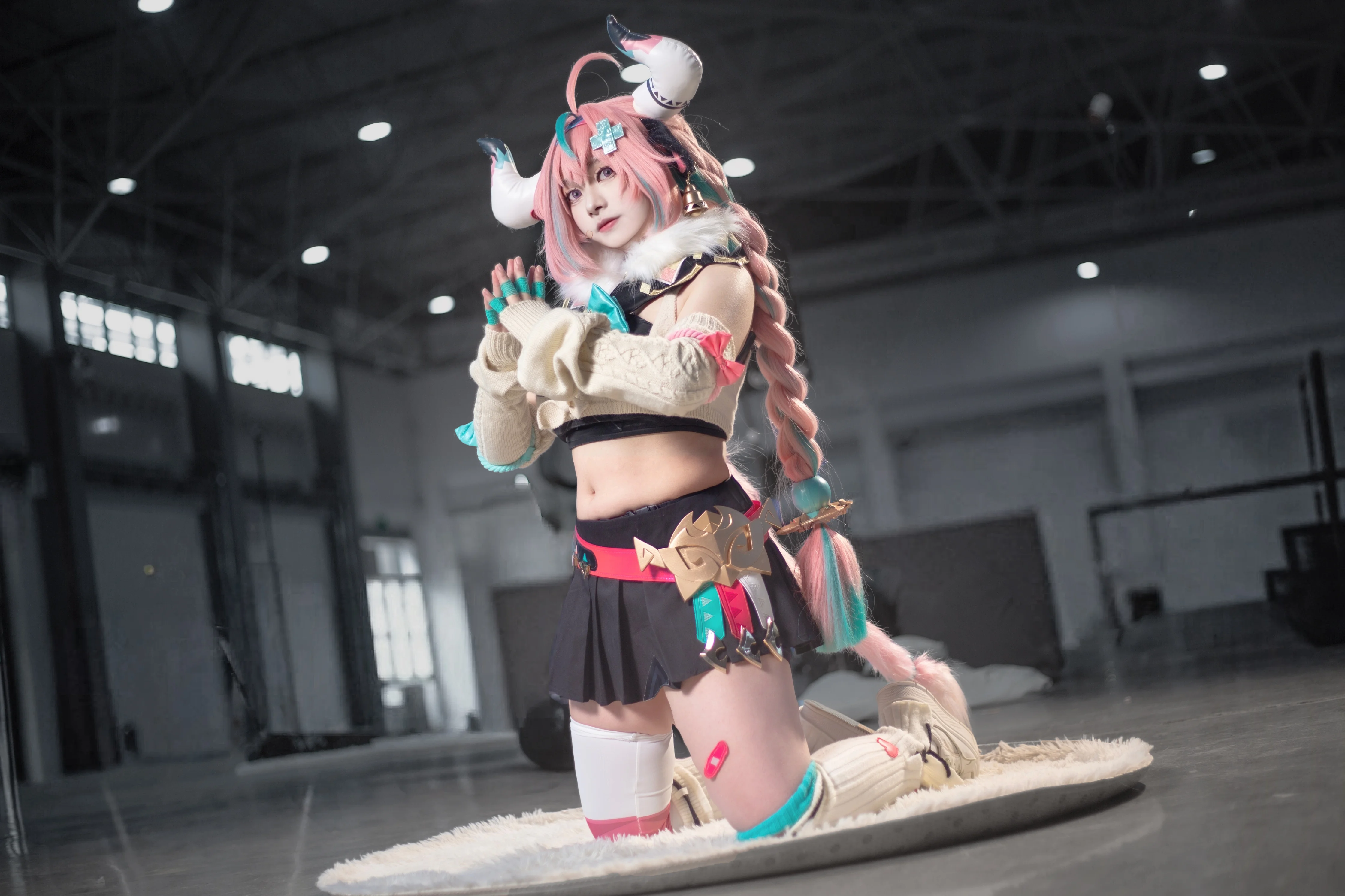 【瓦蕾莎cos】原神，炬照我名，焚灭恶夜 - 第8张