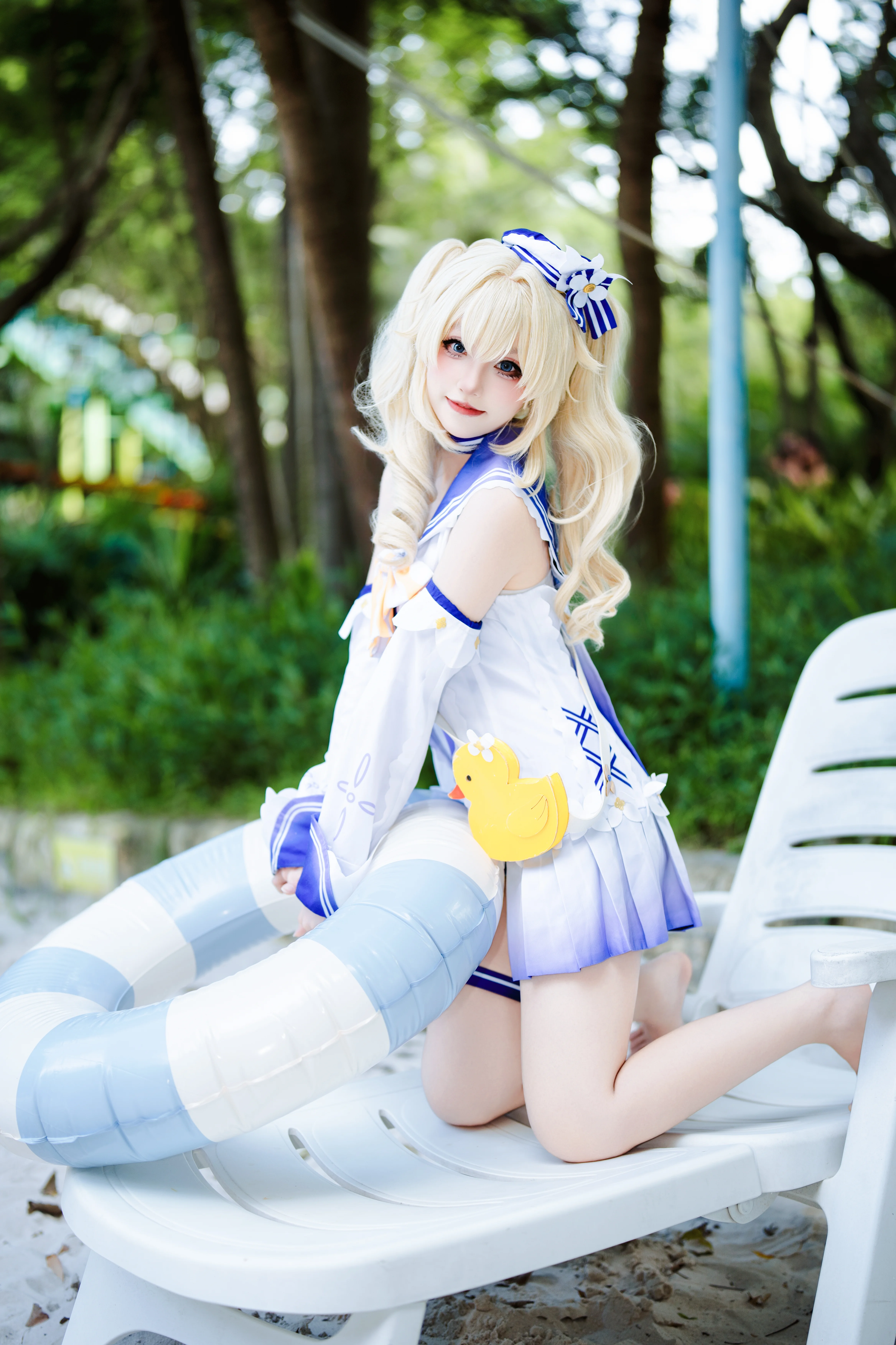 【芭芭拉cos】在长隆水上乐园还原原神的治愈夏日 - 第2张
