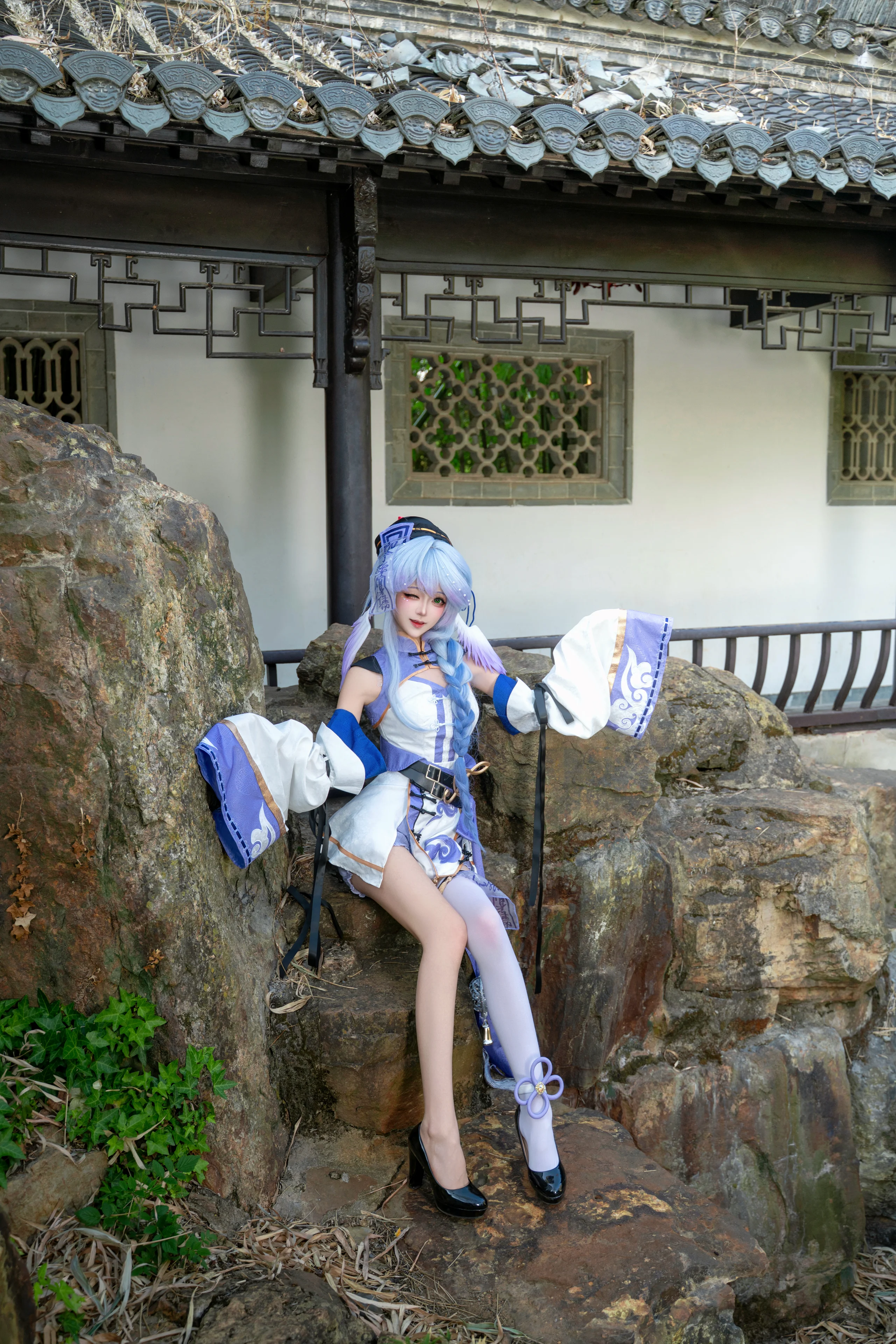 【知更鸟cos】崩坏星穹铁道里的古风小僵尸 - 第 4 张