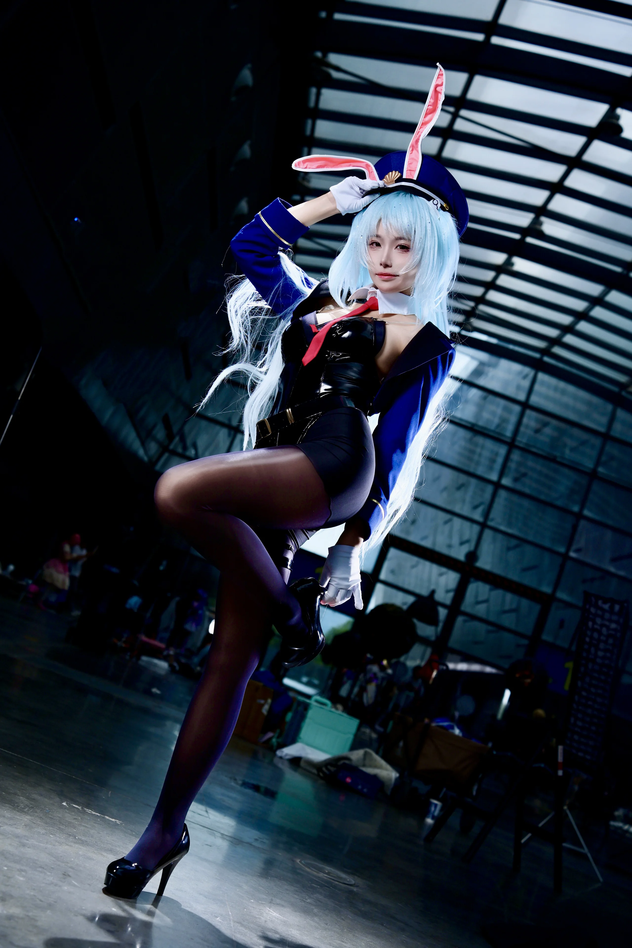 [Neptune cosplay] Azur Lane Royal Navy Large Light Cruiser: Bunny Cop on the Case