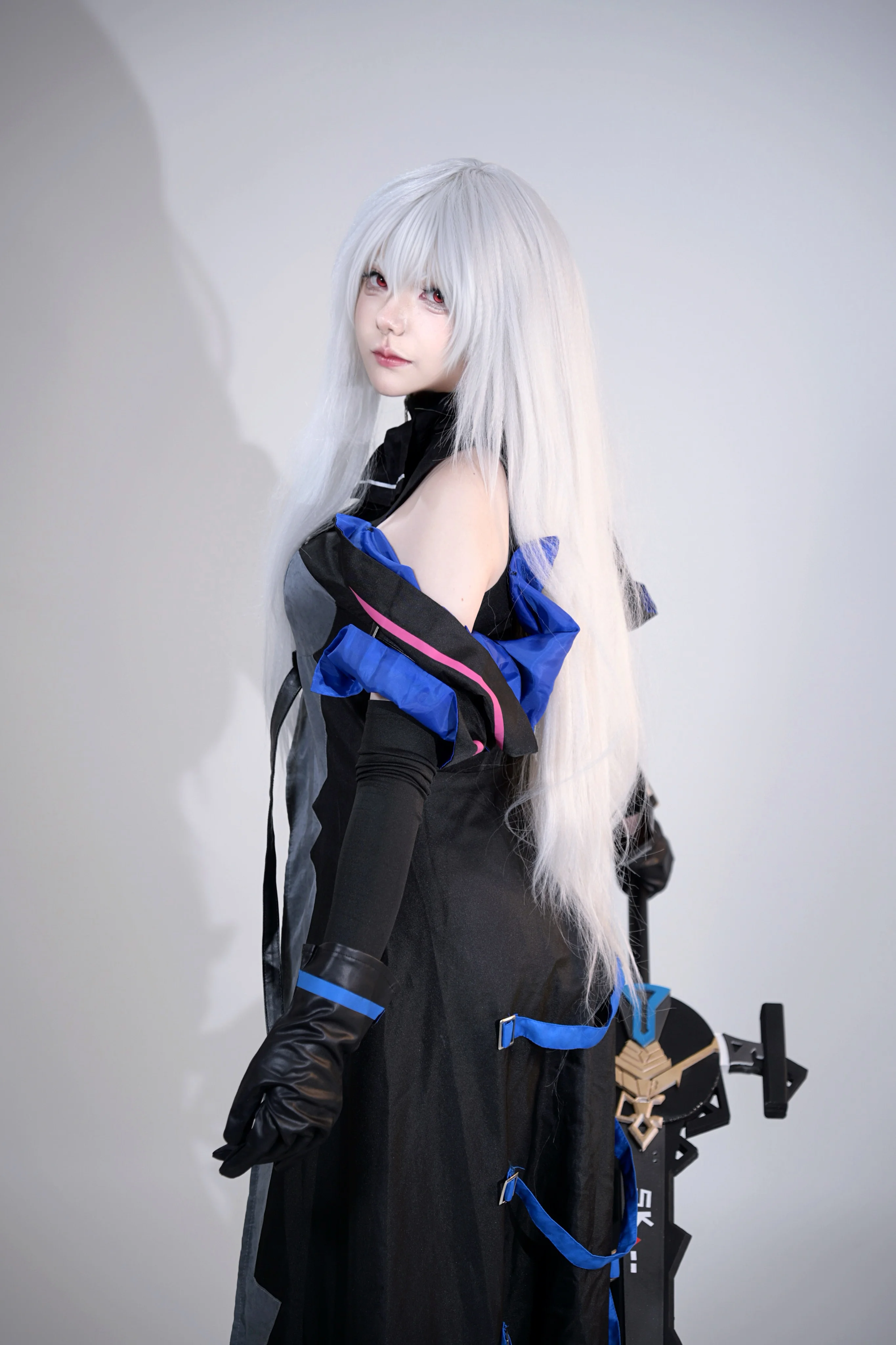 【斯卡蒂cos】明日方舟裡的高冷獵人，靜默與鋒利並存 - 第 2 張