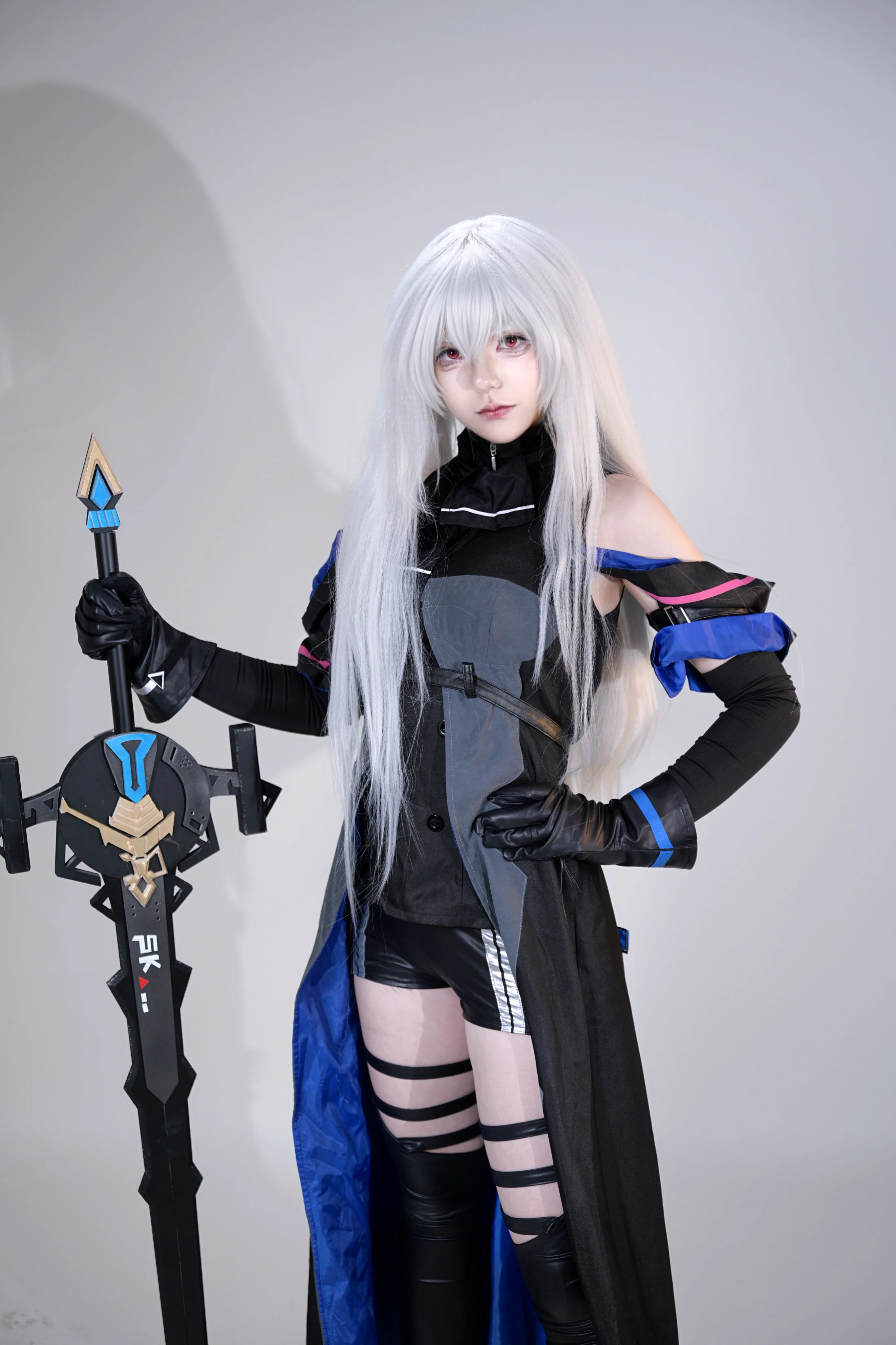 【斯卡蒂cos】明日方舟裡的高冷獵人，靜默與鋒利並存