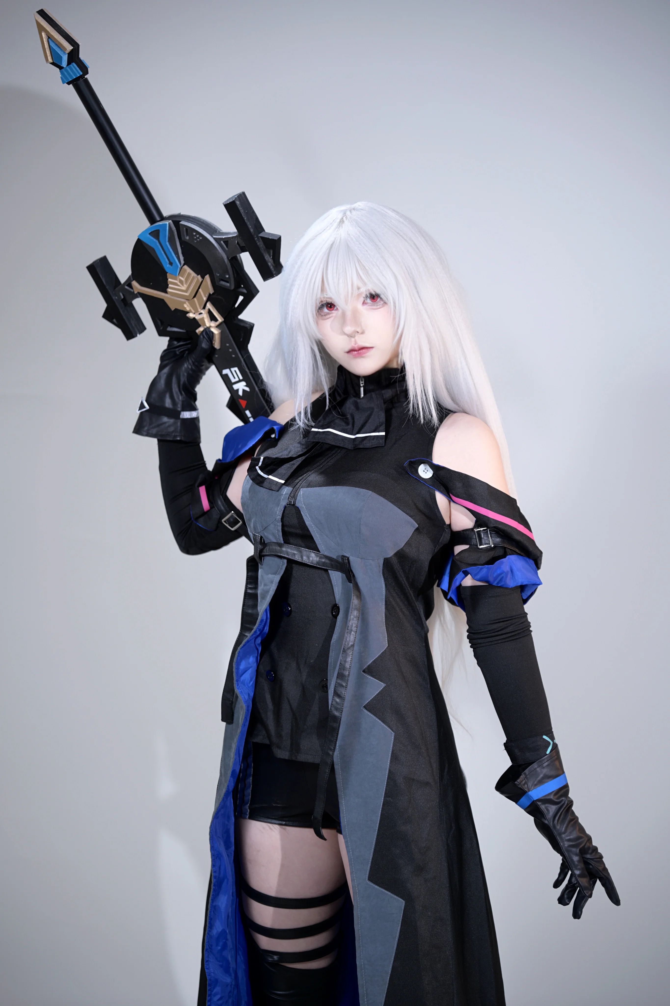 【斯卡蒂cos】明日方舟裡的高冷獵人，靜默與鋒利並存 - 第 7 張