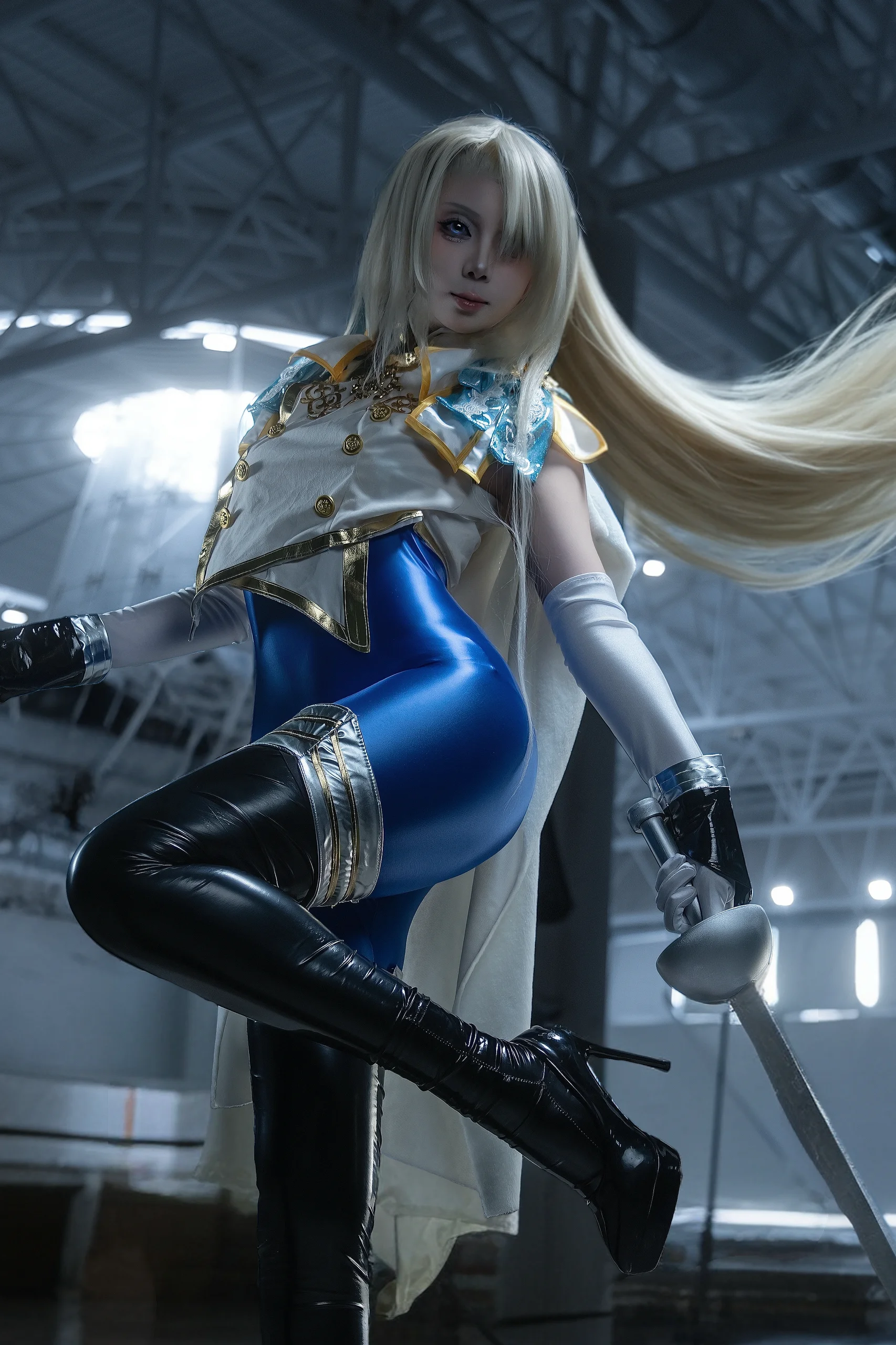 【威廉明娜cos】棕色尘埃2里的骑士风范，持剑出击 - 第 1 张